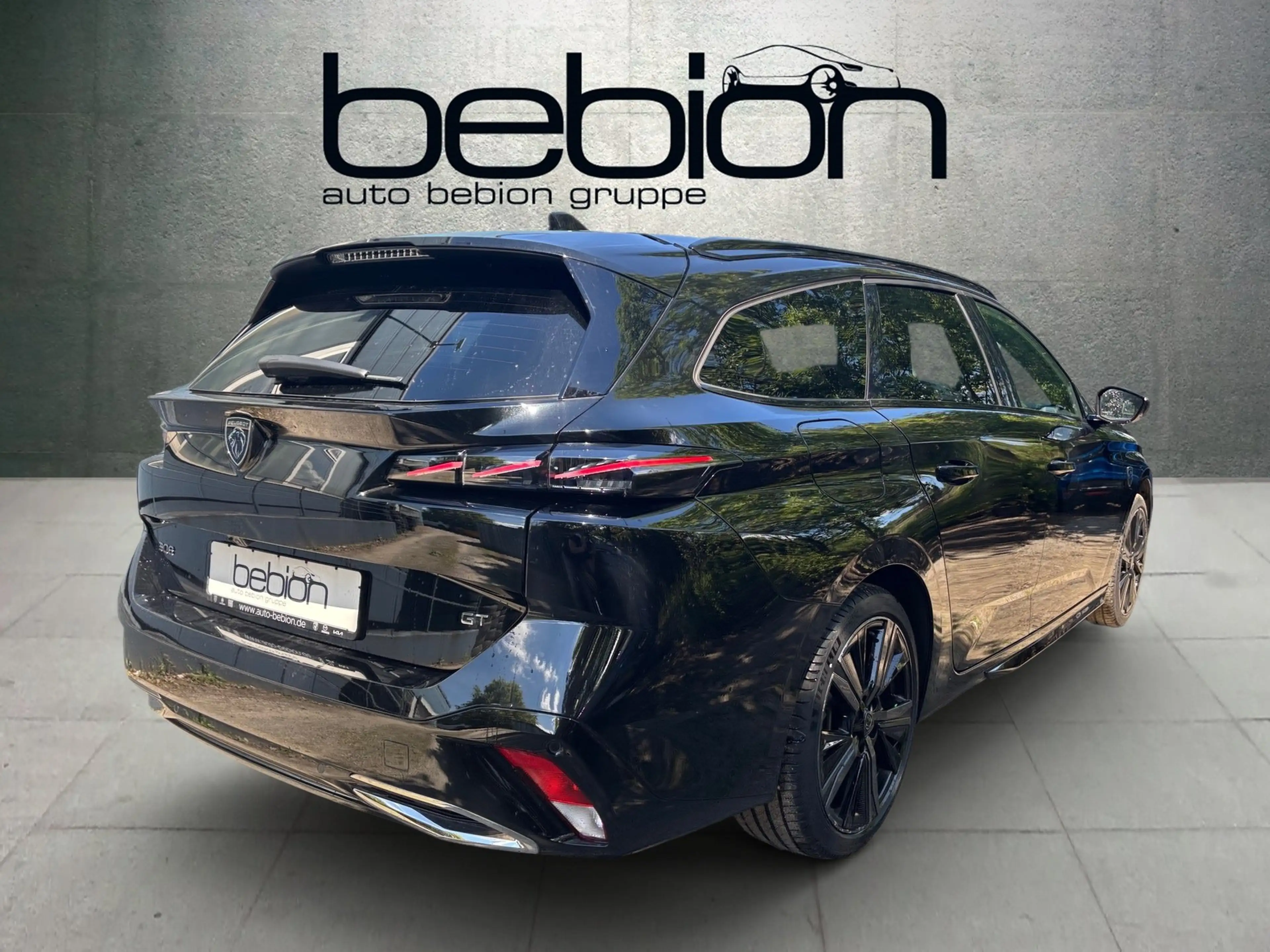 Peugeot 308 SW 1.2 PureTech 130 GT ACC KeyLess LED Navi — photo 13