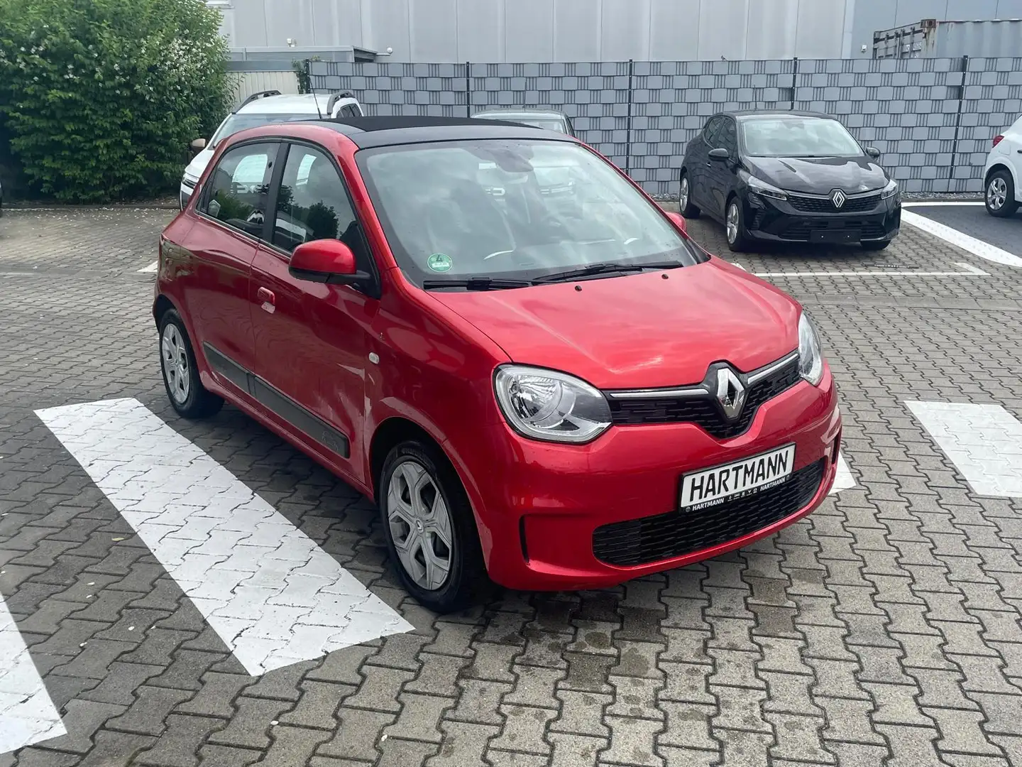 Renault Twingo III Limited Rood - 1