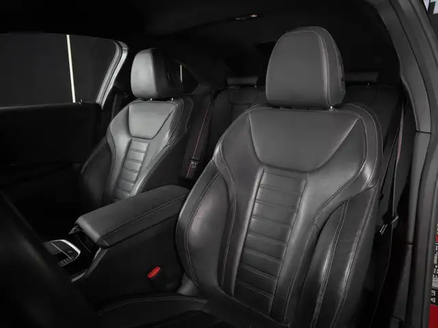 BMW M2 view 11