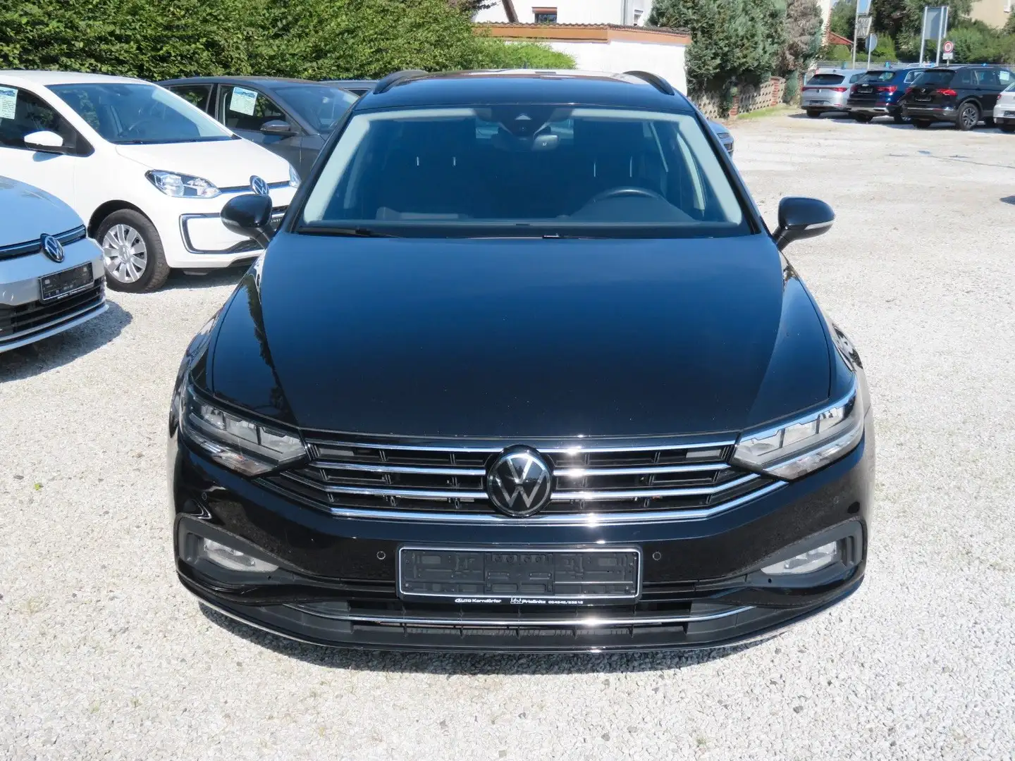 Volkswagen Passat Variant Business 2.0TDI LED Kamera AHZV Schwarz - 2