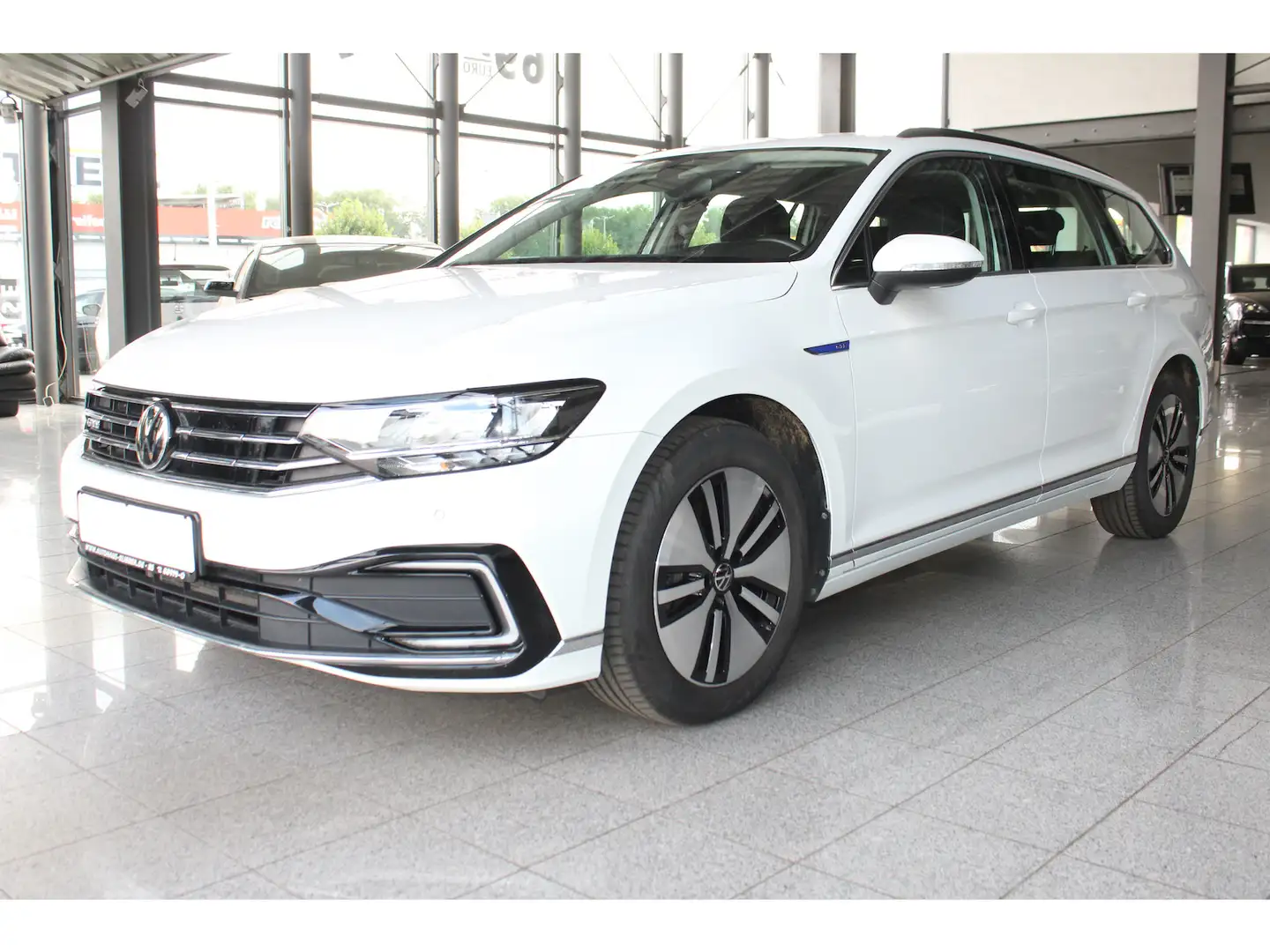 Volkswagen Passat Variant GTE 1.4 TSI DSG NAV*SHZ*ACC*KAM Weiß - 1