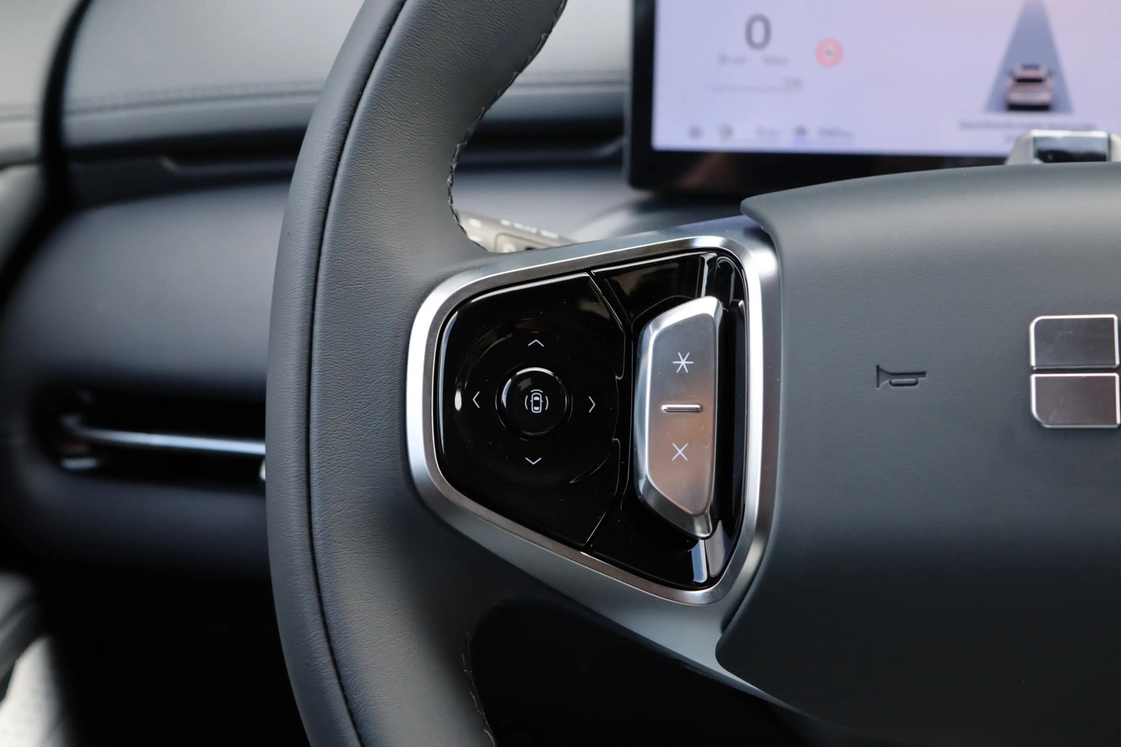 Geely Starray EM-i 1.5 Max+ Long Range [136km] Pano/Leder/Keyless/360 — photo 28