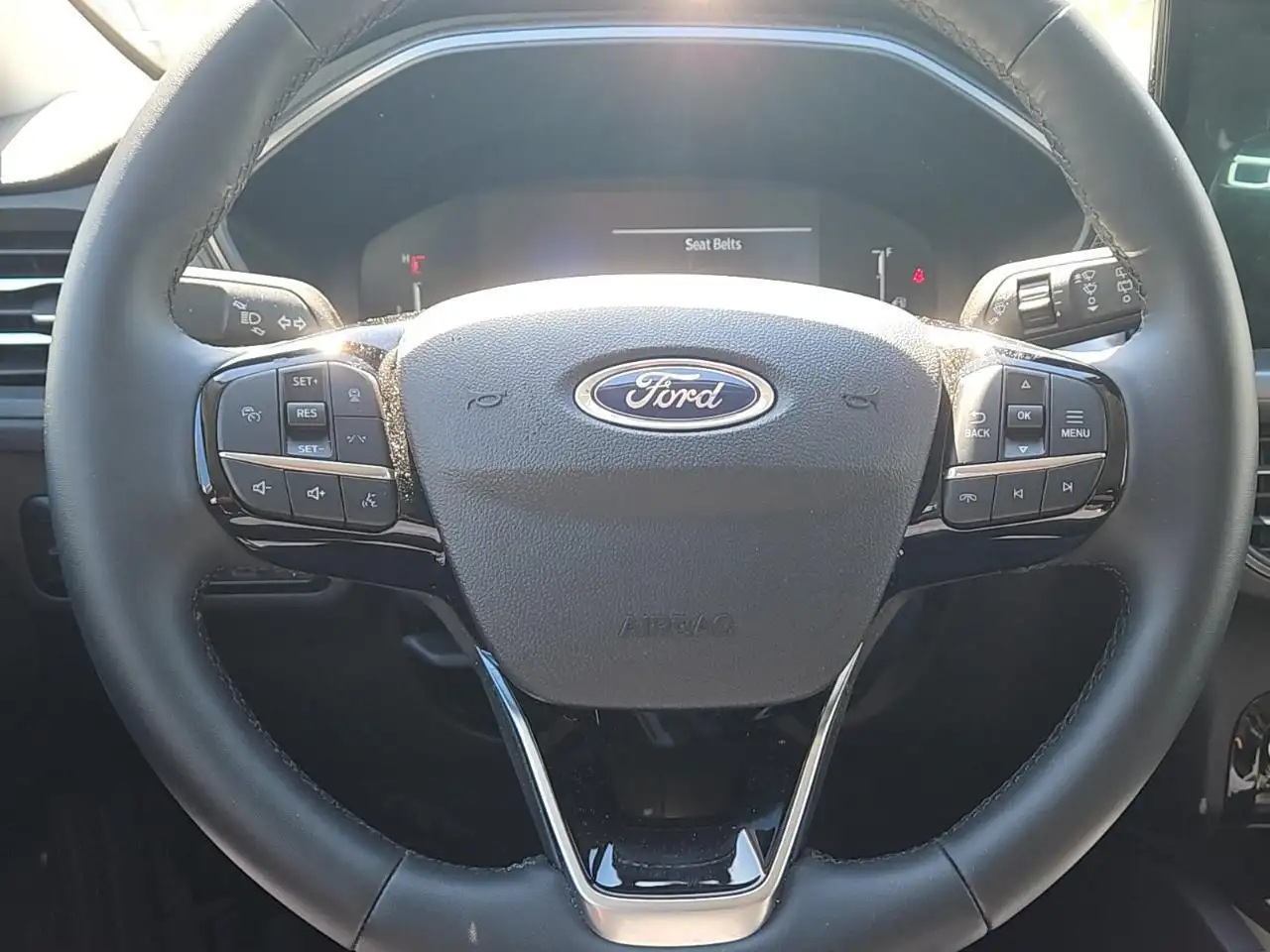 Ford Escape снимка Ford Escape