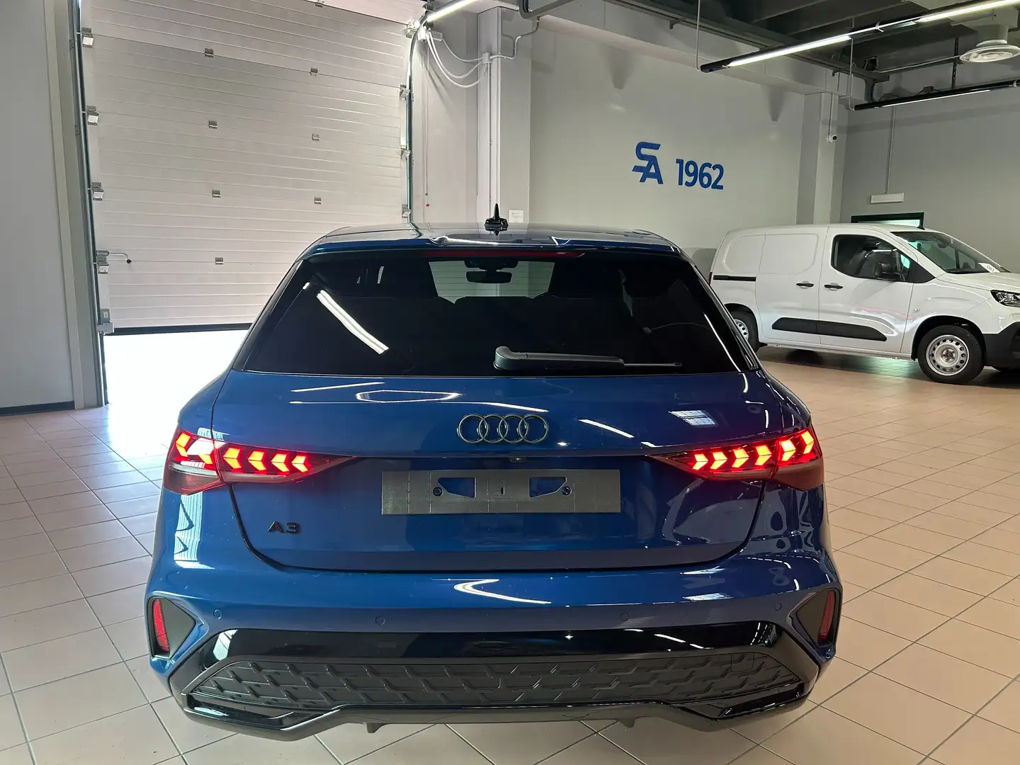 Audi A3 A3 Sportback 1.5 tfsi S line edition Blu/Azzurro - 2