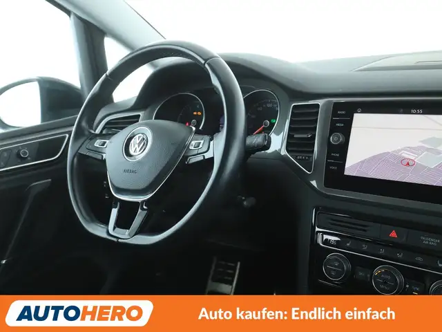 Volkswagen Golf view 13