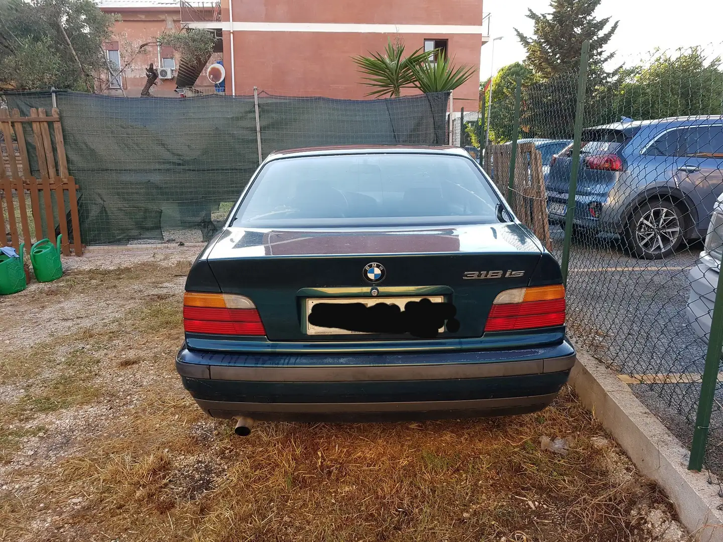 BMW 318 318is Verde - 2