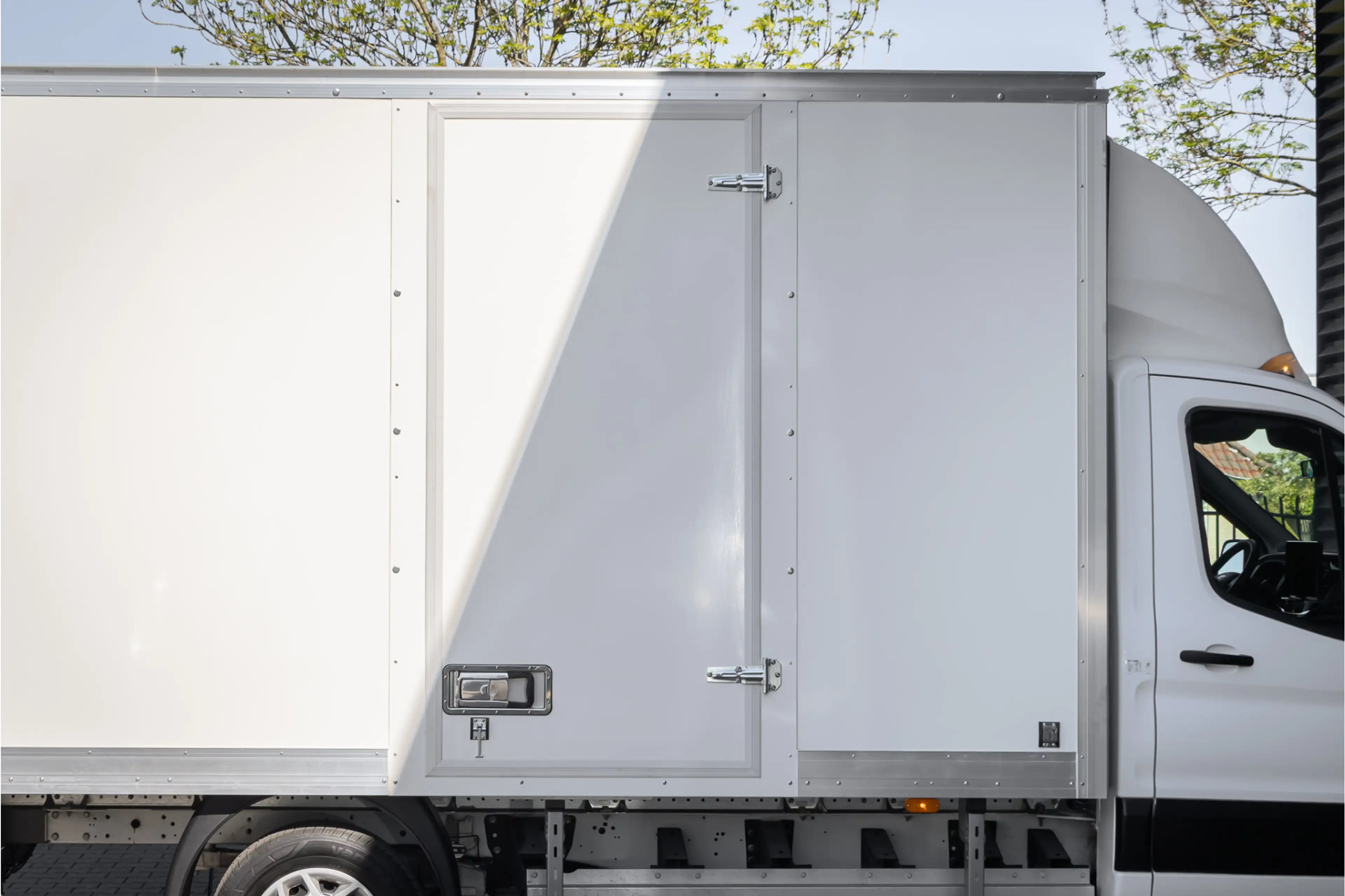 Ford E-Transit Bakwagen met laadklep d'Hollandia — photo 17