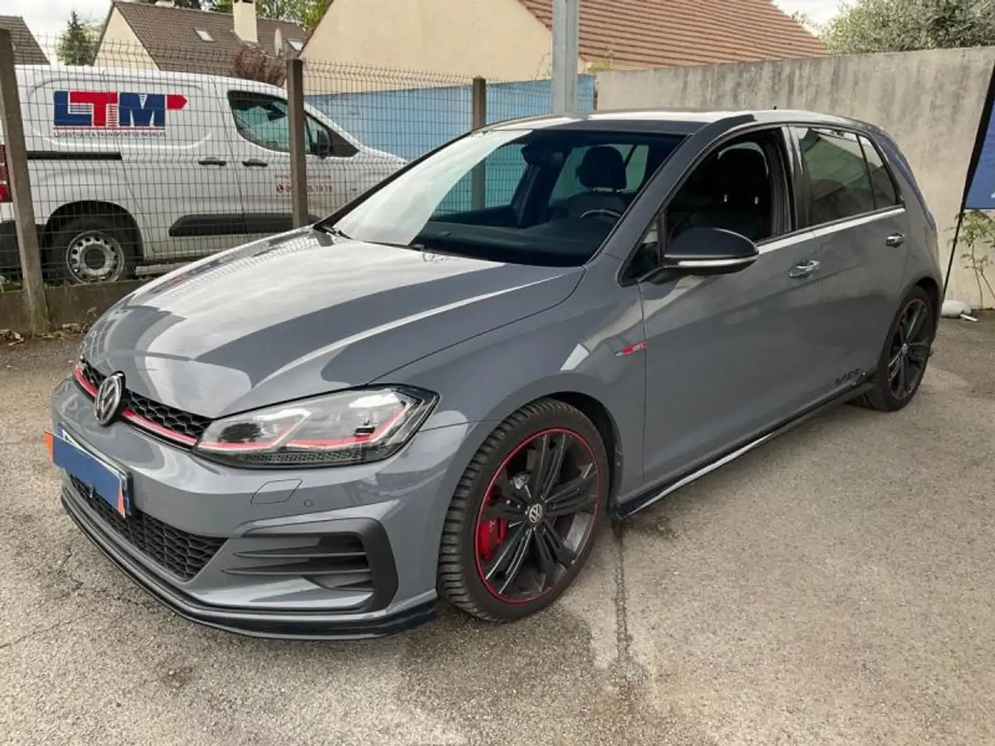 Volkswagen Golf 2.0 TSI GTI TCR 290CH DSG7 Euro6d-T 5p Gris - 1