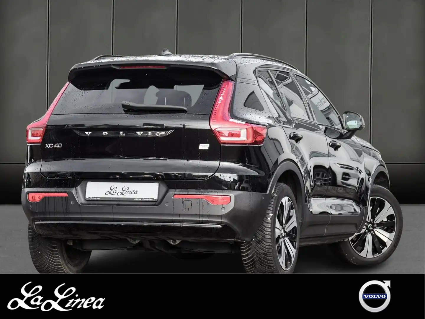 Volvo XC40 Ultimate Recharge Pure Electric AWD Noir - 2