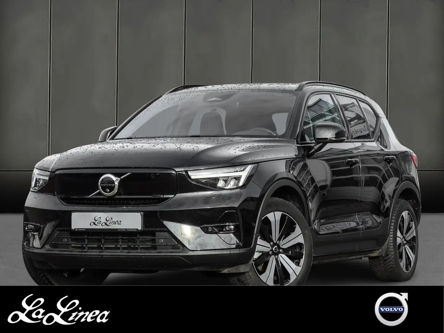 Volvo XC40 Ultimate Recharge Pure Electric AWD Noir - 1