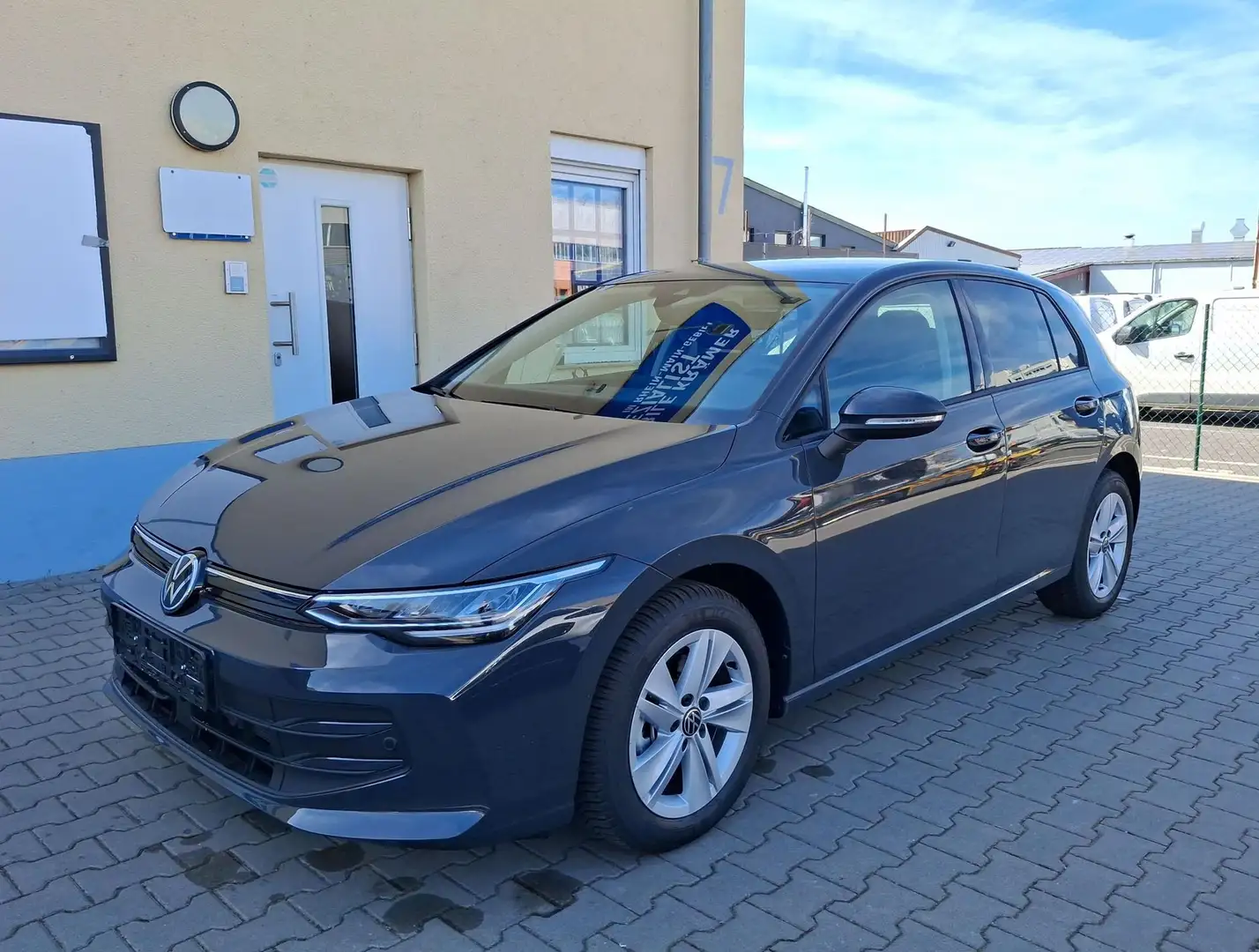 Volkswagen Golf Life Klimaauto. Kamera LED-Scheinwerfer PDC 16 ... Grau - 1