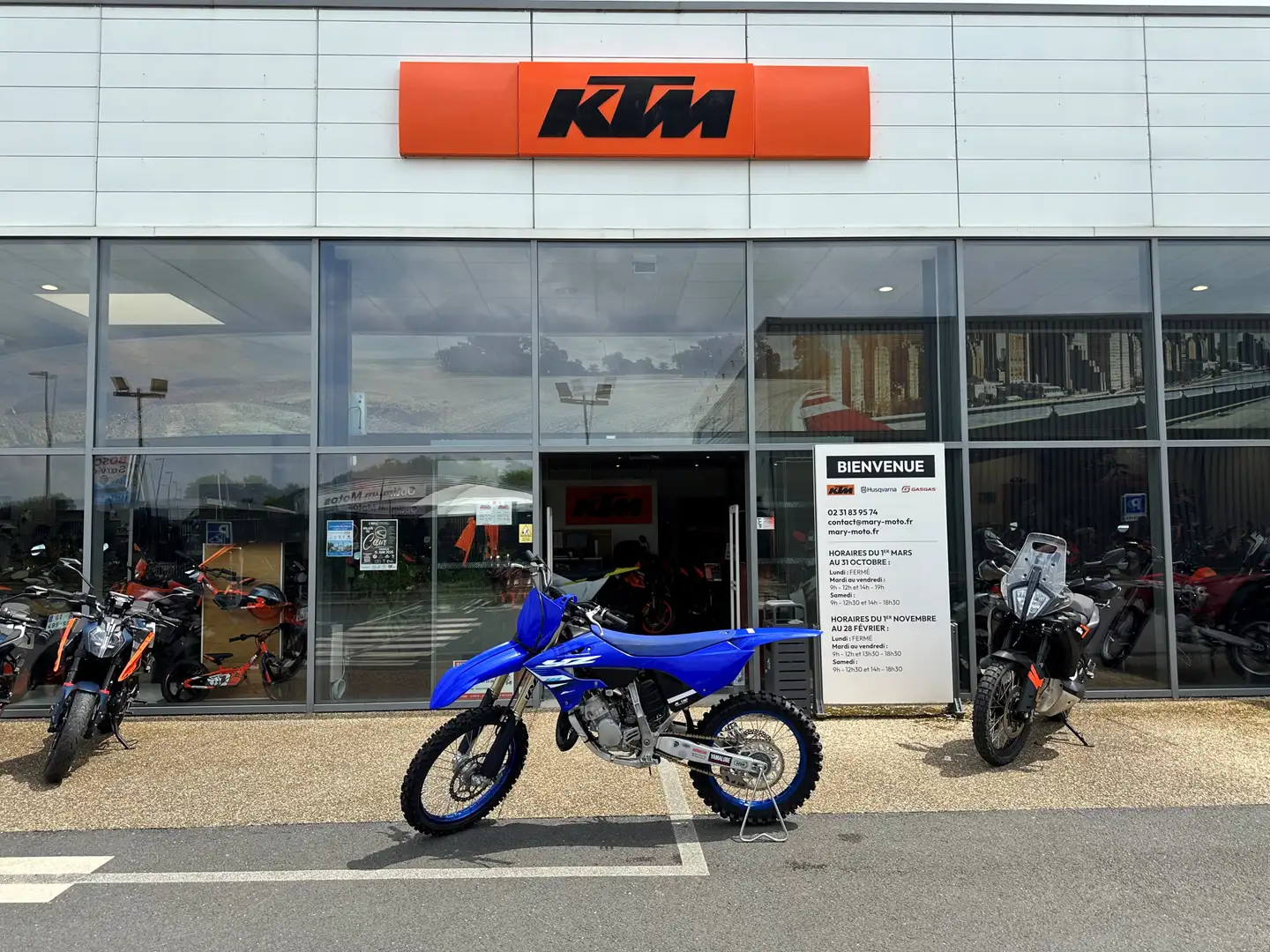 Yamaha YZ 125 Bleu - 2