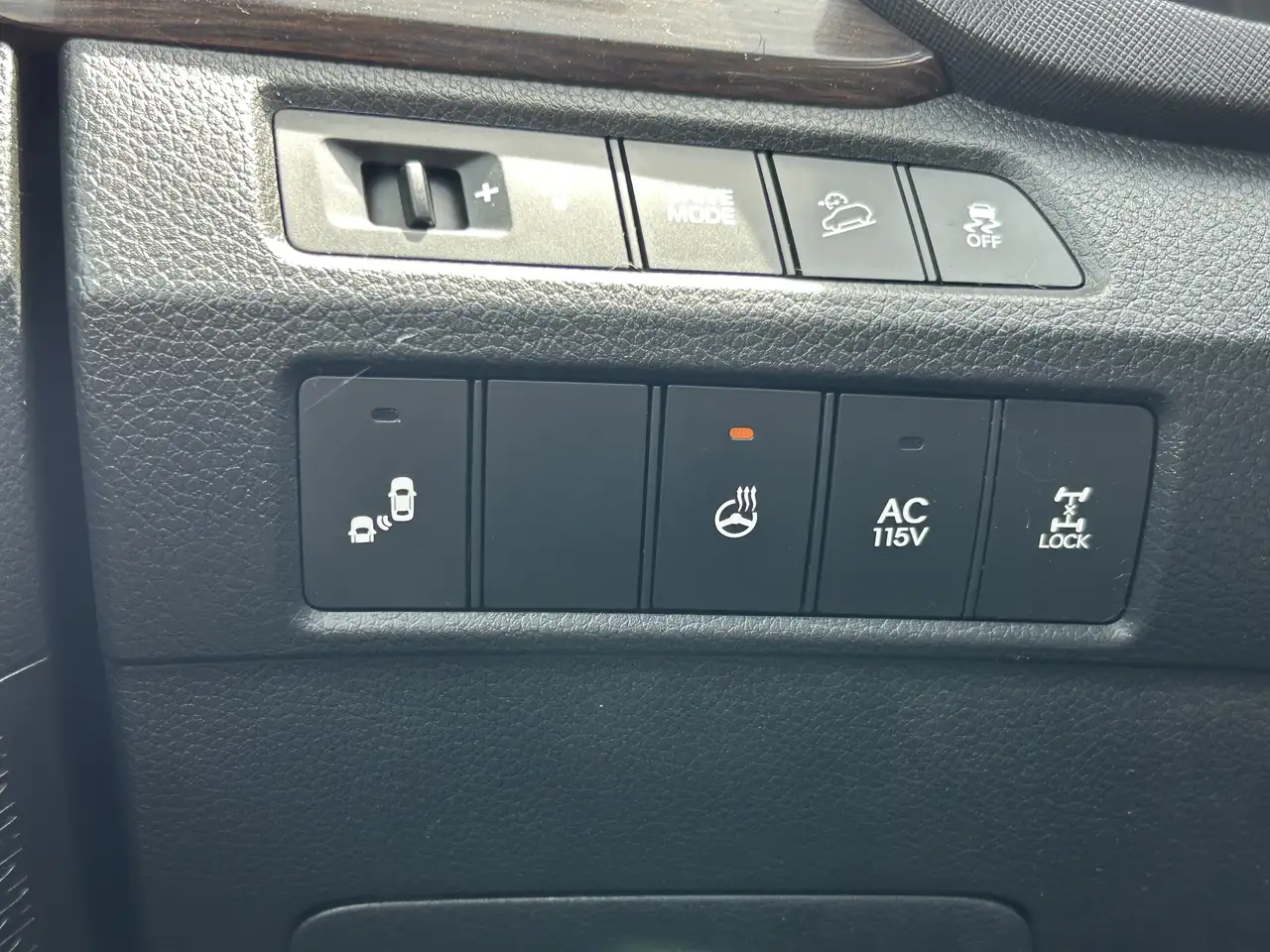 Hyundai SANTA FE снимка Hyundai SANTA FE