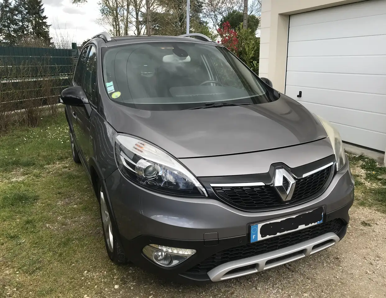 Renault Scenic Xmod dCi 110 Energy eco2 Bose Edition