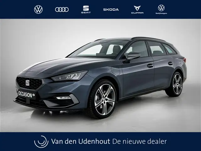 SEAT Leon e-Hybrid Sportstourer 1.5 TSI 204pk FR Business DSG / Camer
