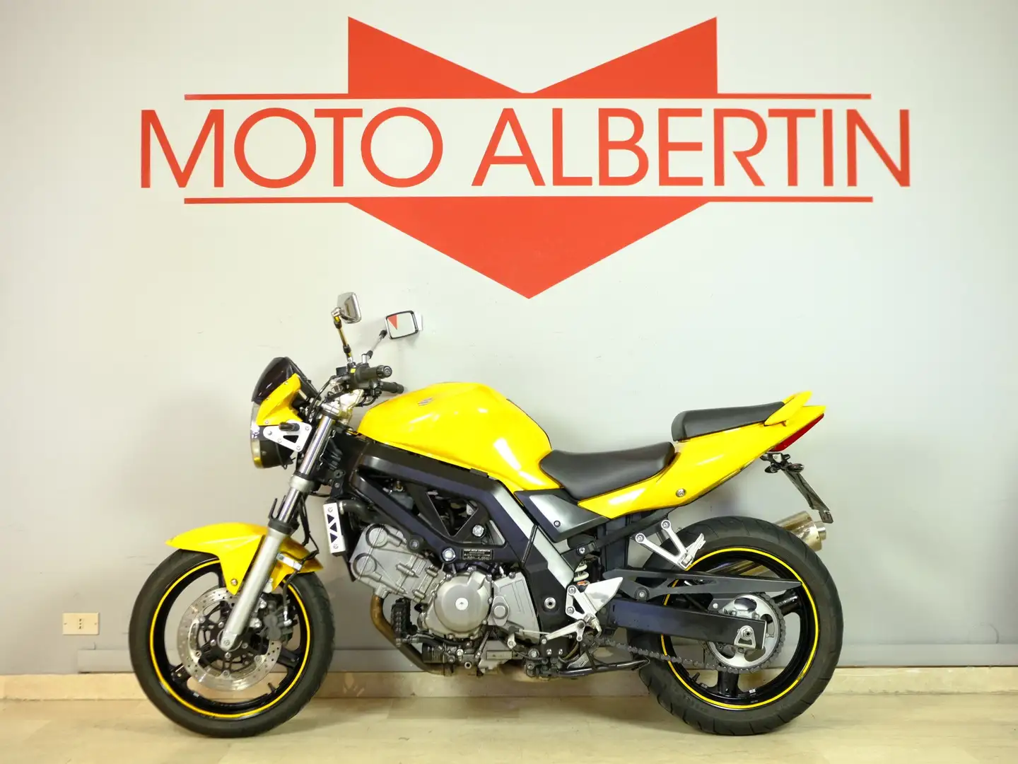 Suzuki SV 650 Jaune - 2