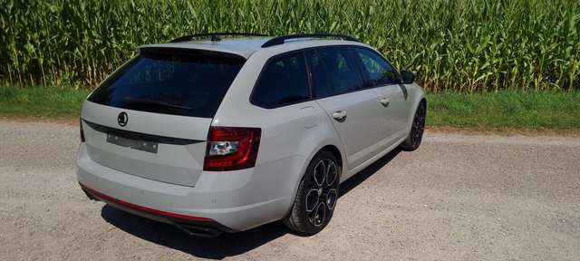 Skoda Octavia Octavia Combi 2.0 TSI DSGRS60