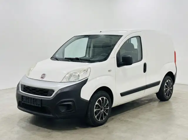 Fiat Fiorino SX Kasten Klima Euro6 AHK Wenig KM
