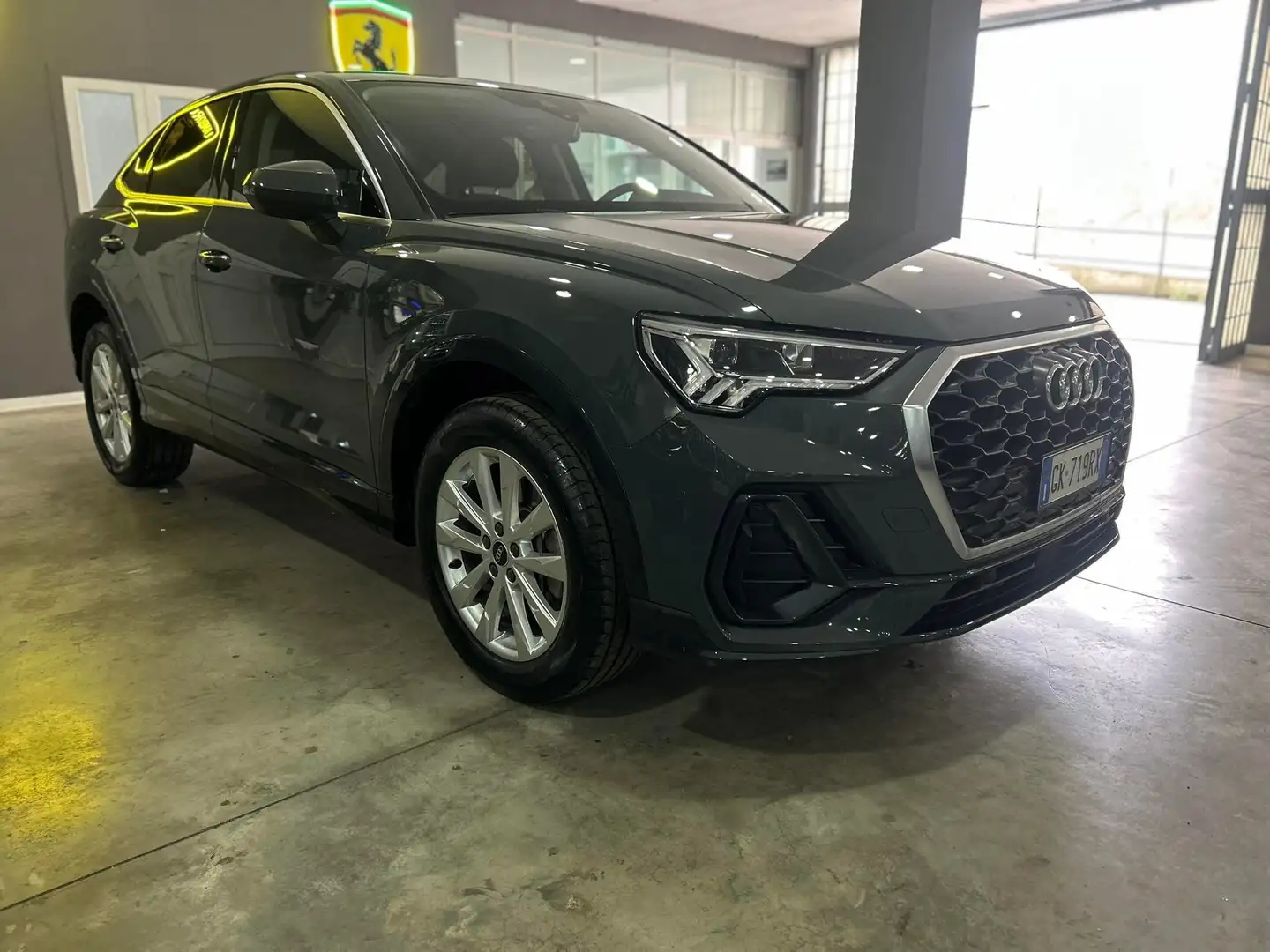 Audi Q3 Q3 Sportback 45 1.4 tfsi e S line edition s-tronic Grigio - 2