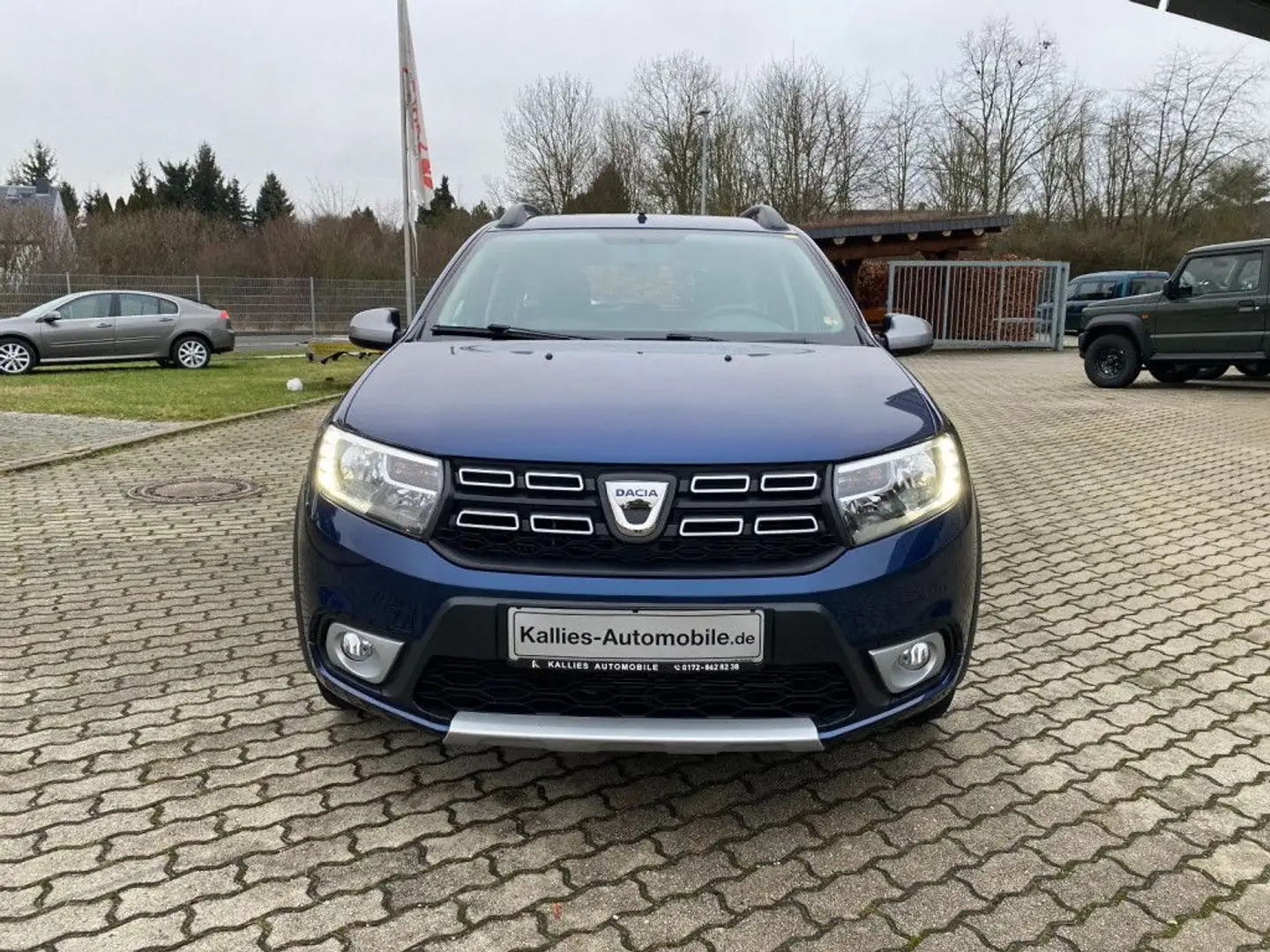 Dacia Logan MCV II Stepway 90 PS+KLIMA+AHK+TÜV-NEU Blau - 2