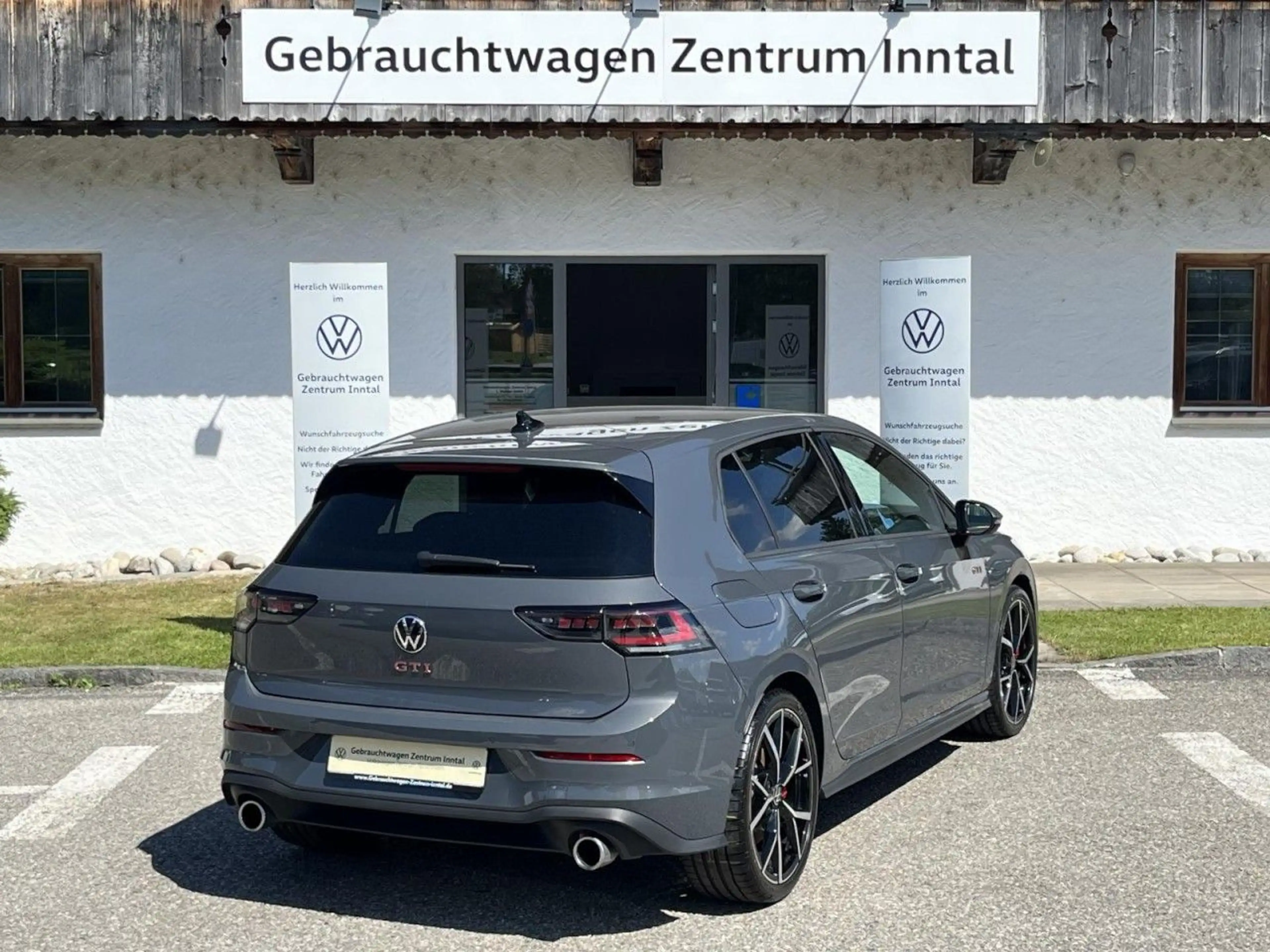 Volkswagen Golf GTI Golf VIII GTI 2,0 TSI DSG (IQ.Light+RearView+ACC — photo 5