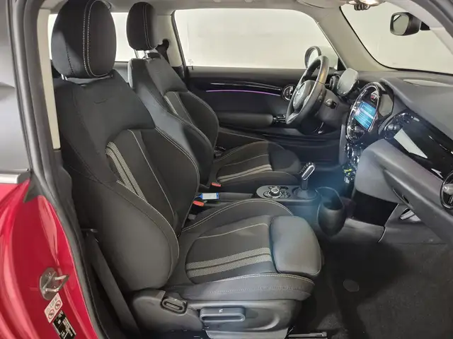 Mini Cooper Se view 11