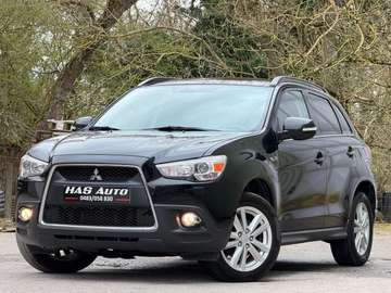 1.8 Di-D 2WD//NAVI//CUIR//CAMERA