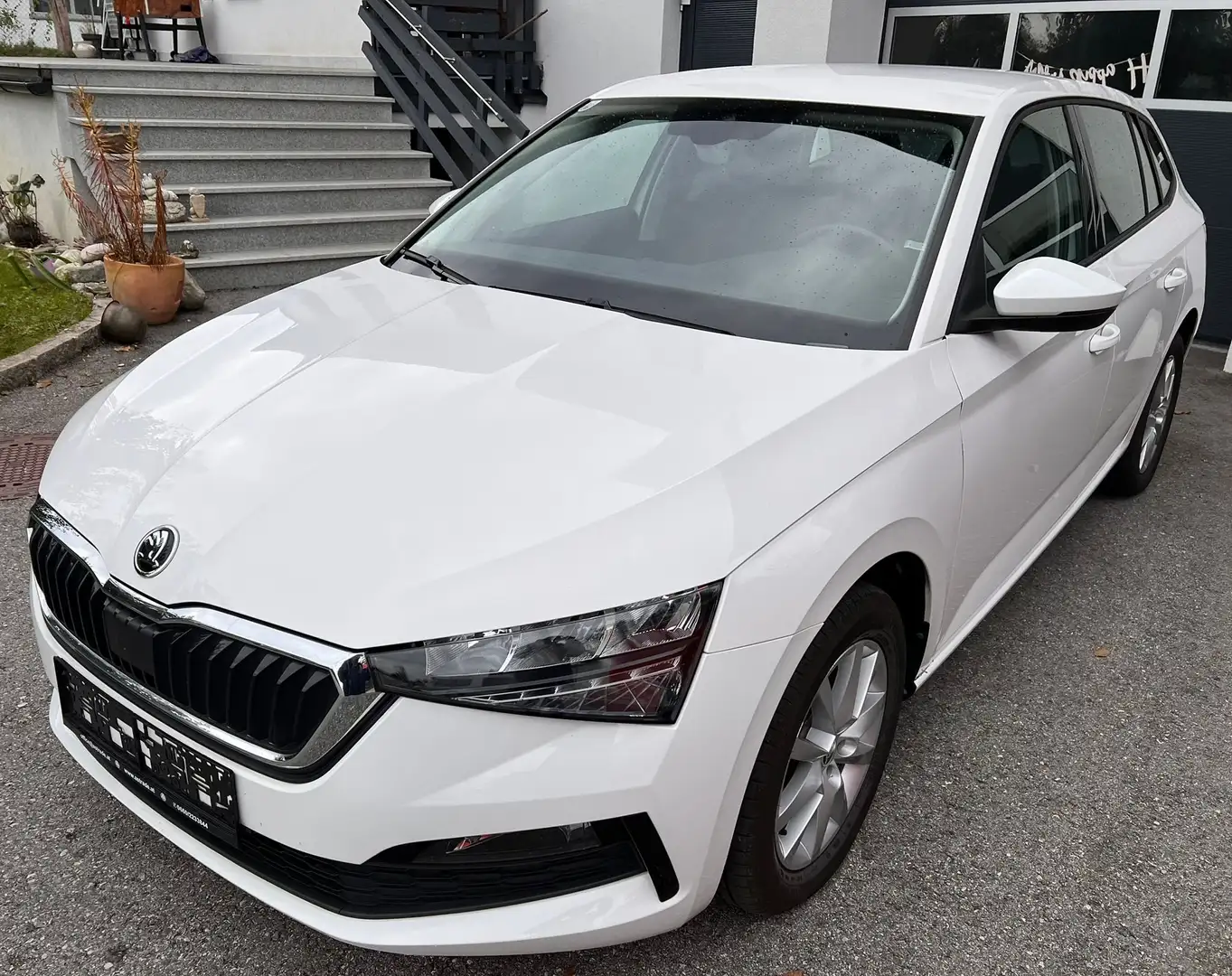 Skoda Scala Ambition Weiß - 1