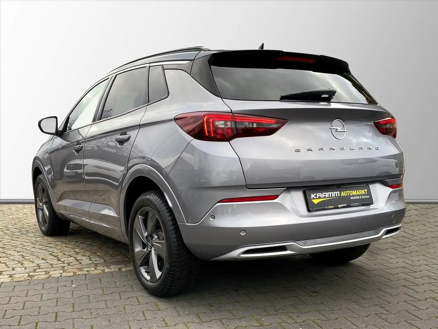 Opel Grandland Ultimate 1.2 LED+NAVI+KAMERA Grau - 2