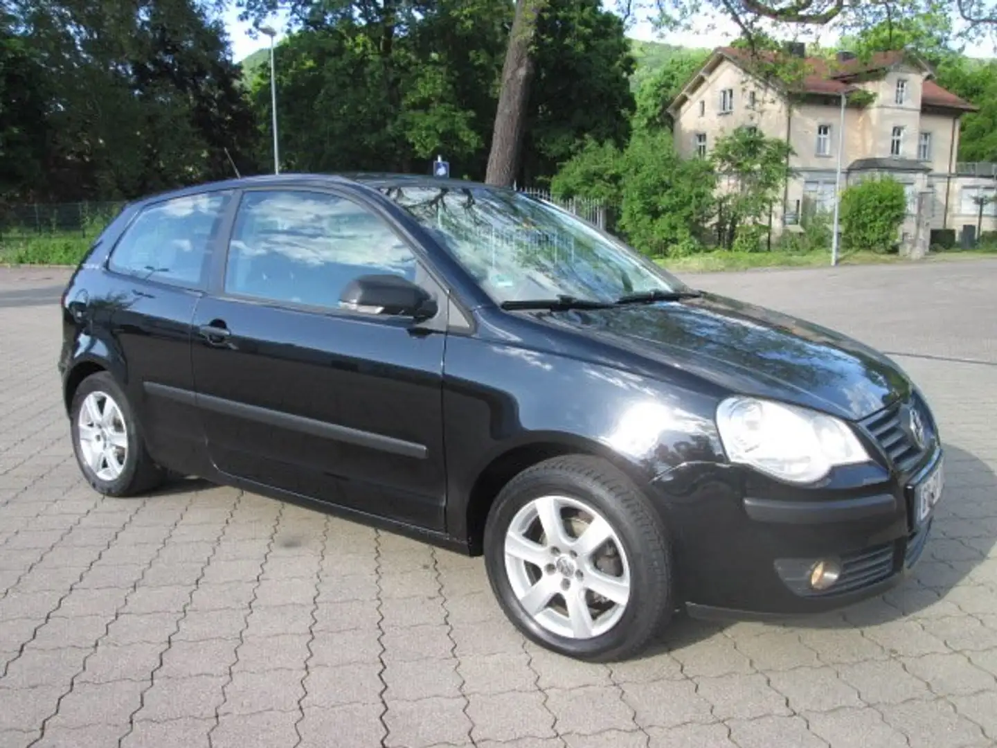 Volkswagen Polo 1.4 Tour+1.HAND+TÜV NEU+WENIG KM+KLIMA Nero - 1