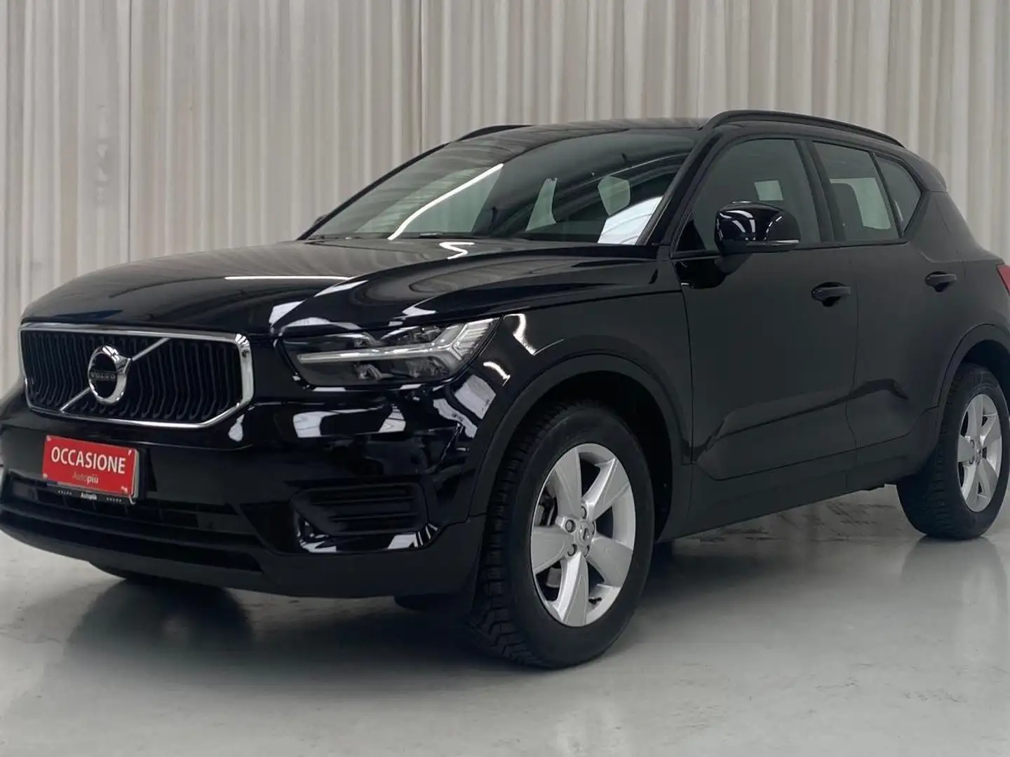 Volvo XC40 1.5 t2 Momentum Core my21 Noir - 1