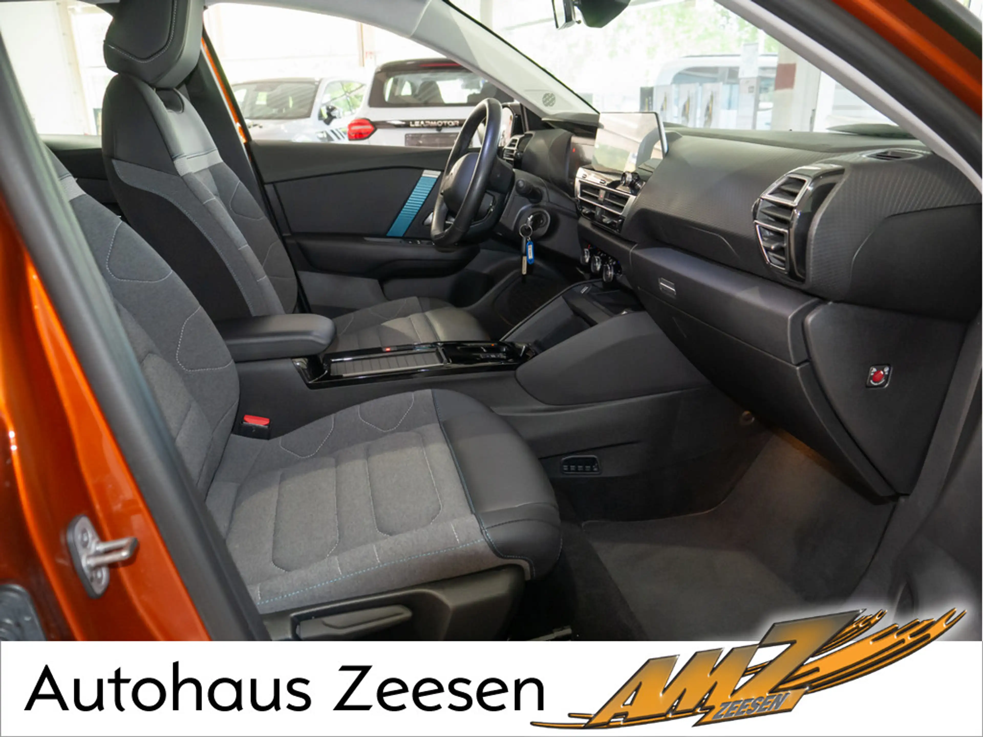 Citroen E-C4 Electric — photo 2