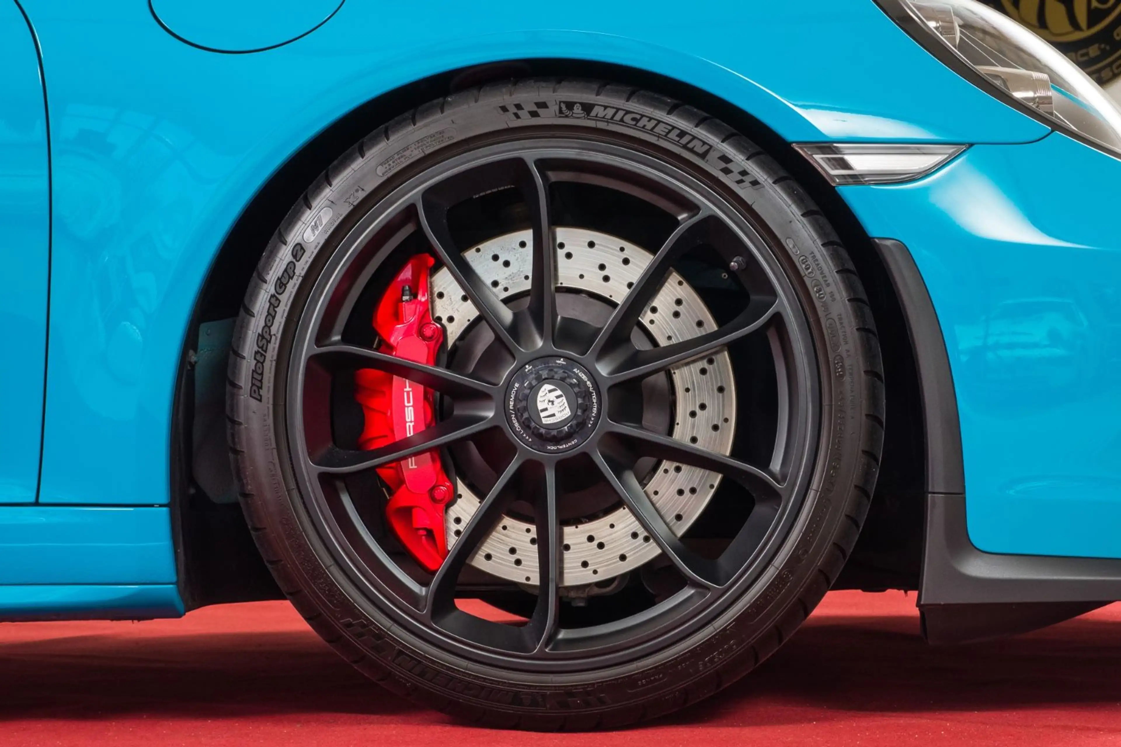 Porsche 991 GT3 Touring / Miamiblau / 2.Hand / deutsch — photo 10