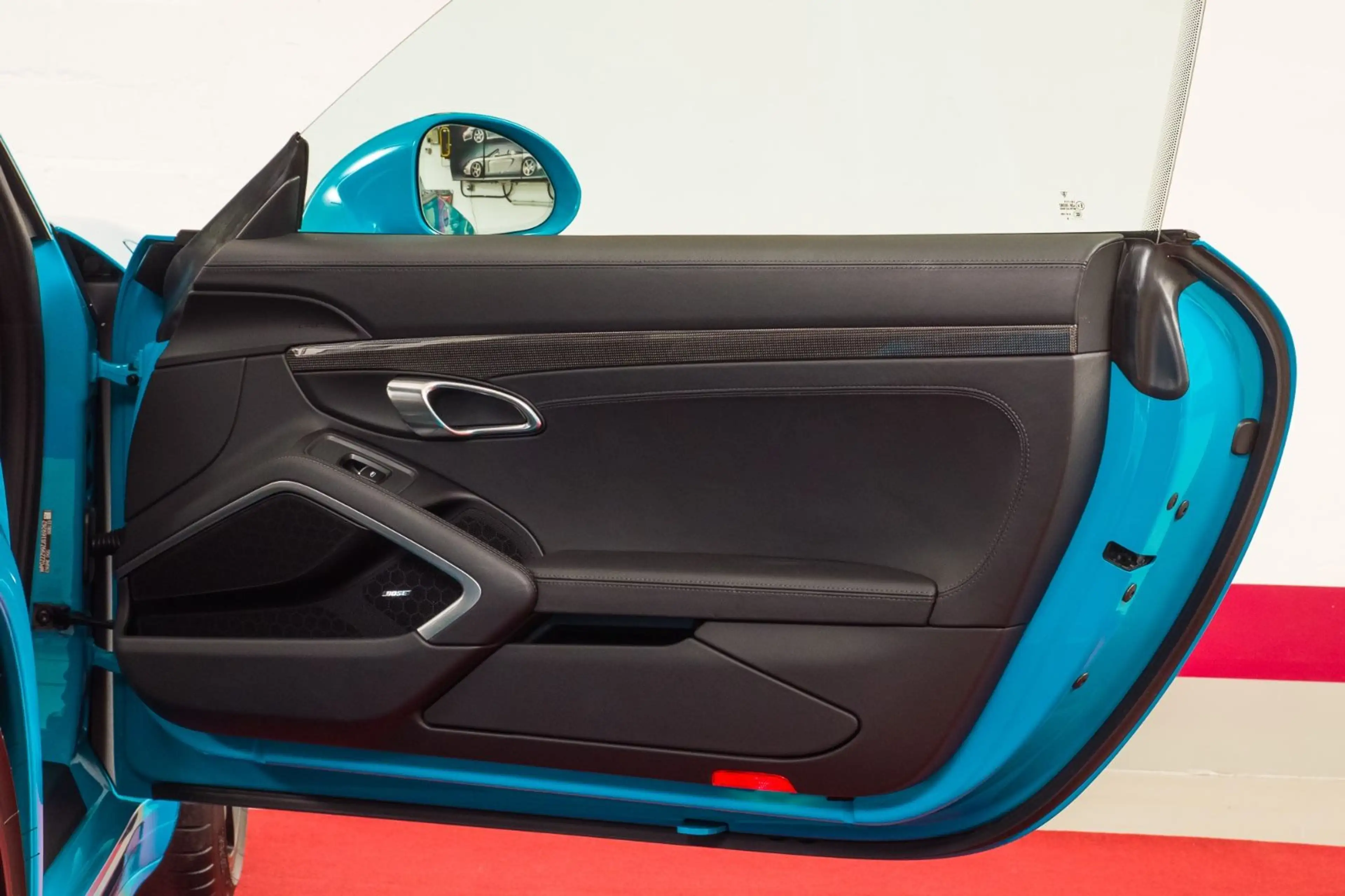 Porsche 991 GT3 Touring / Miamiblau / 2.Hand / deutsch — photo 9