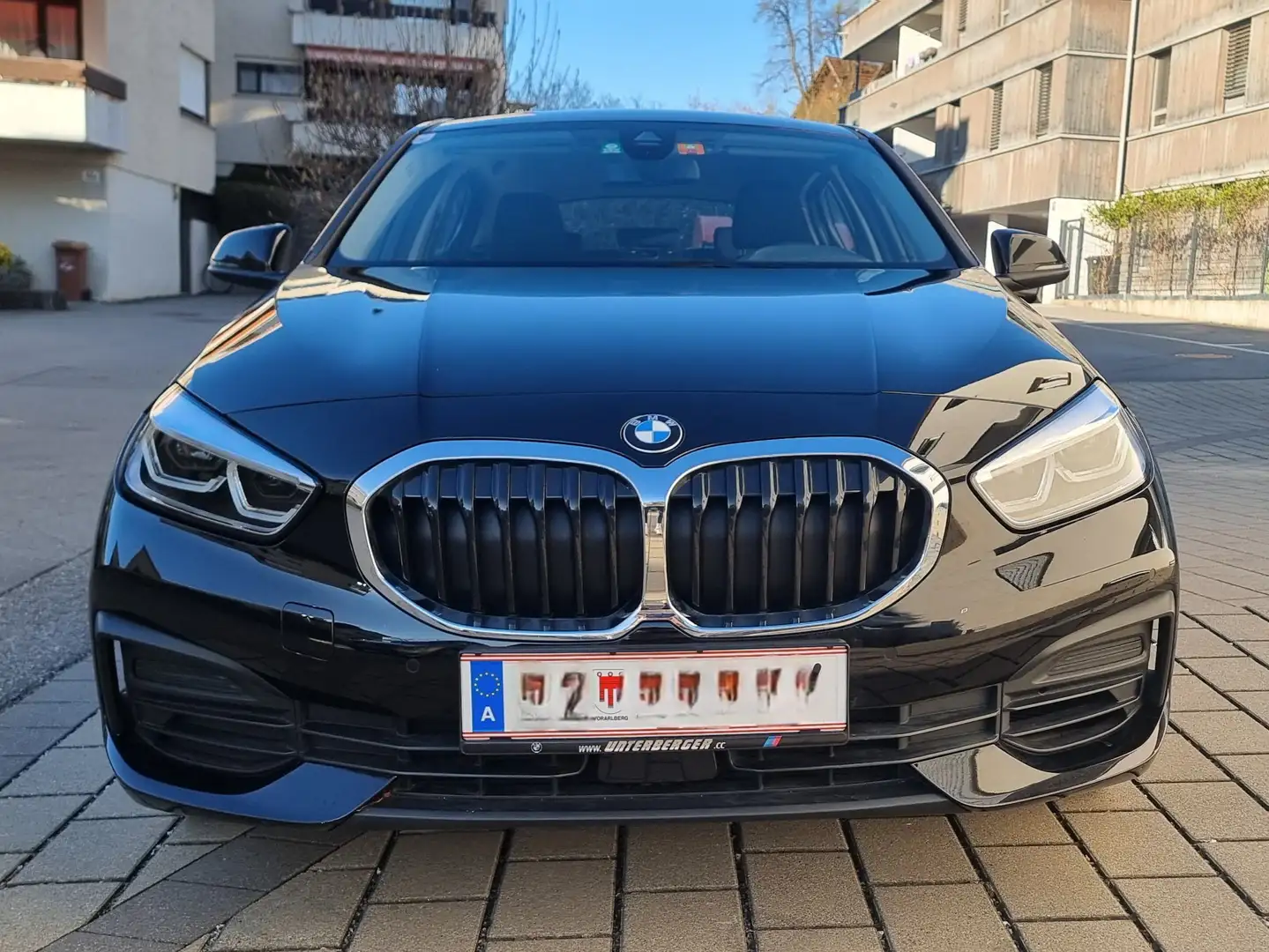 BMW 116 116i+Aut. Schwarz - 2