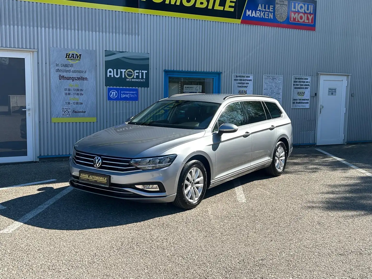 Volkswagen Passat Variant Business Grau - 2