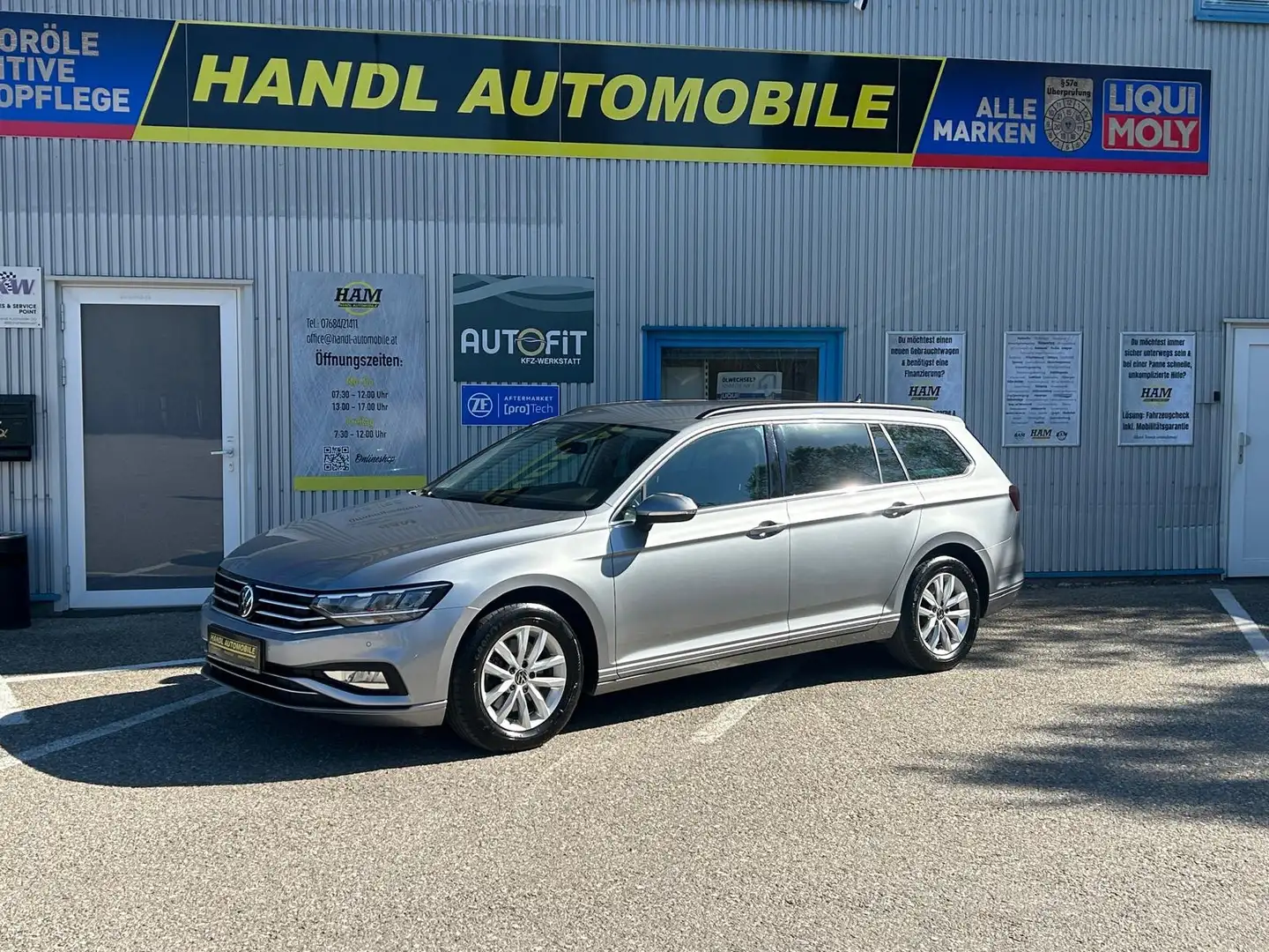 Volkswagen Passat Variant Business Grau - 1