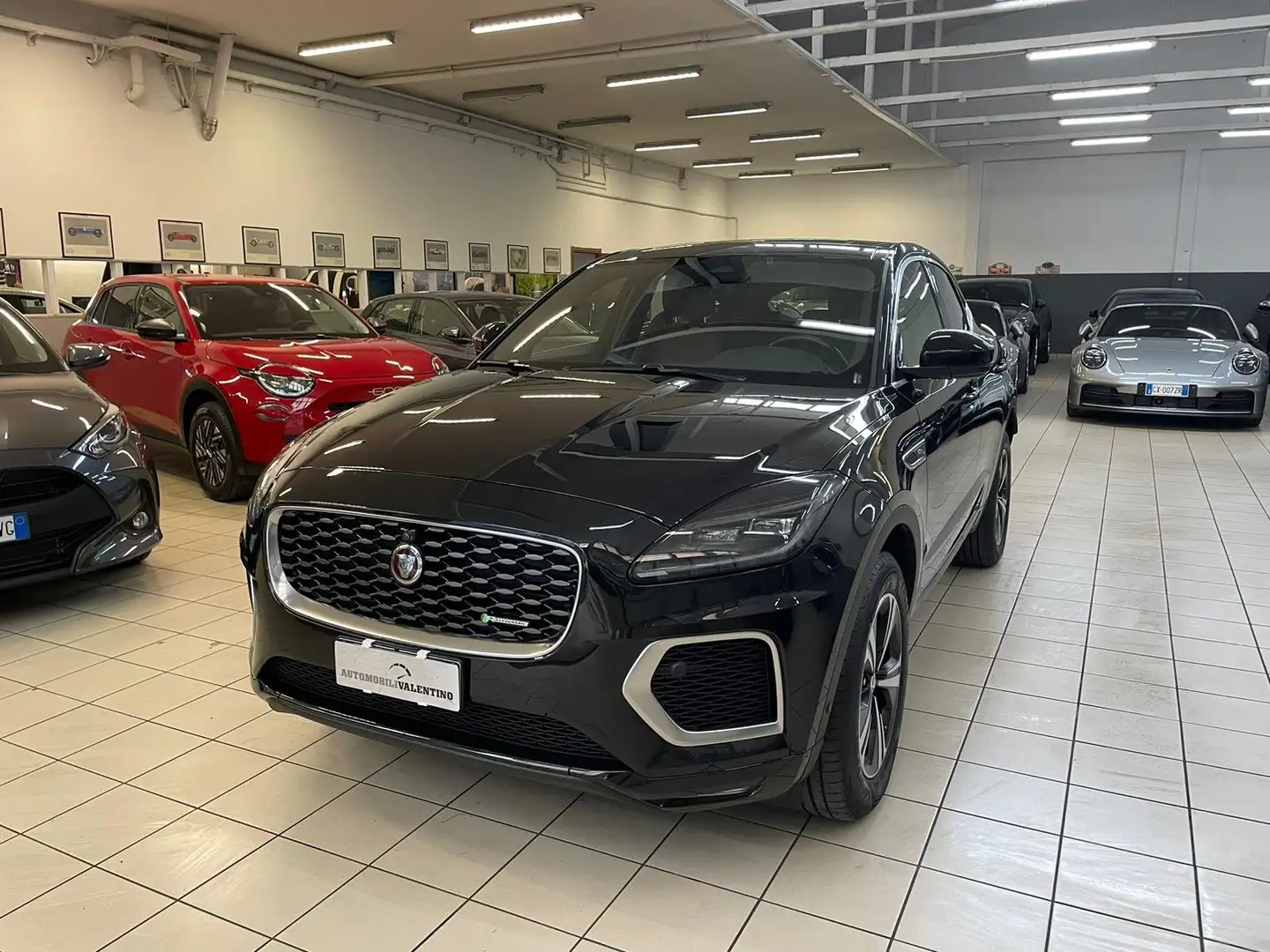 Jaguar E-Pace 2021 1.5 i3 phev R-Dynamic SE awd 309cv auto Nero - 1
