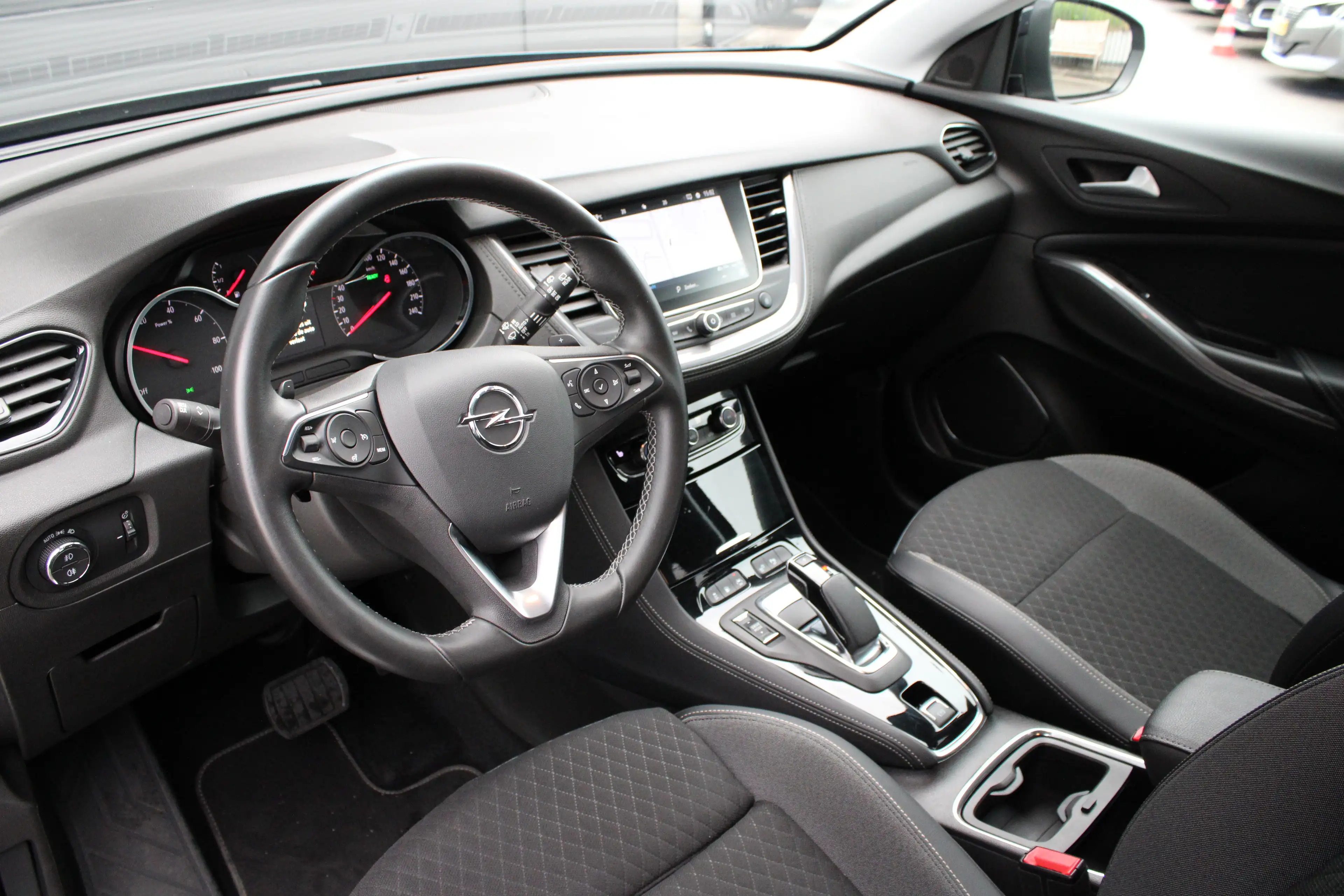 Opel Grandland X 1.6 Turbo Hybrid Business Edition | Automaat | Nav — photo 20