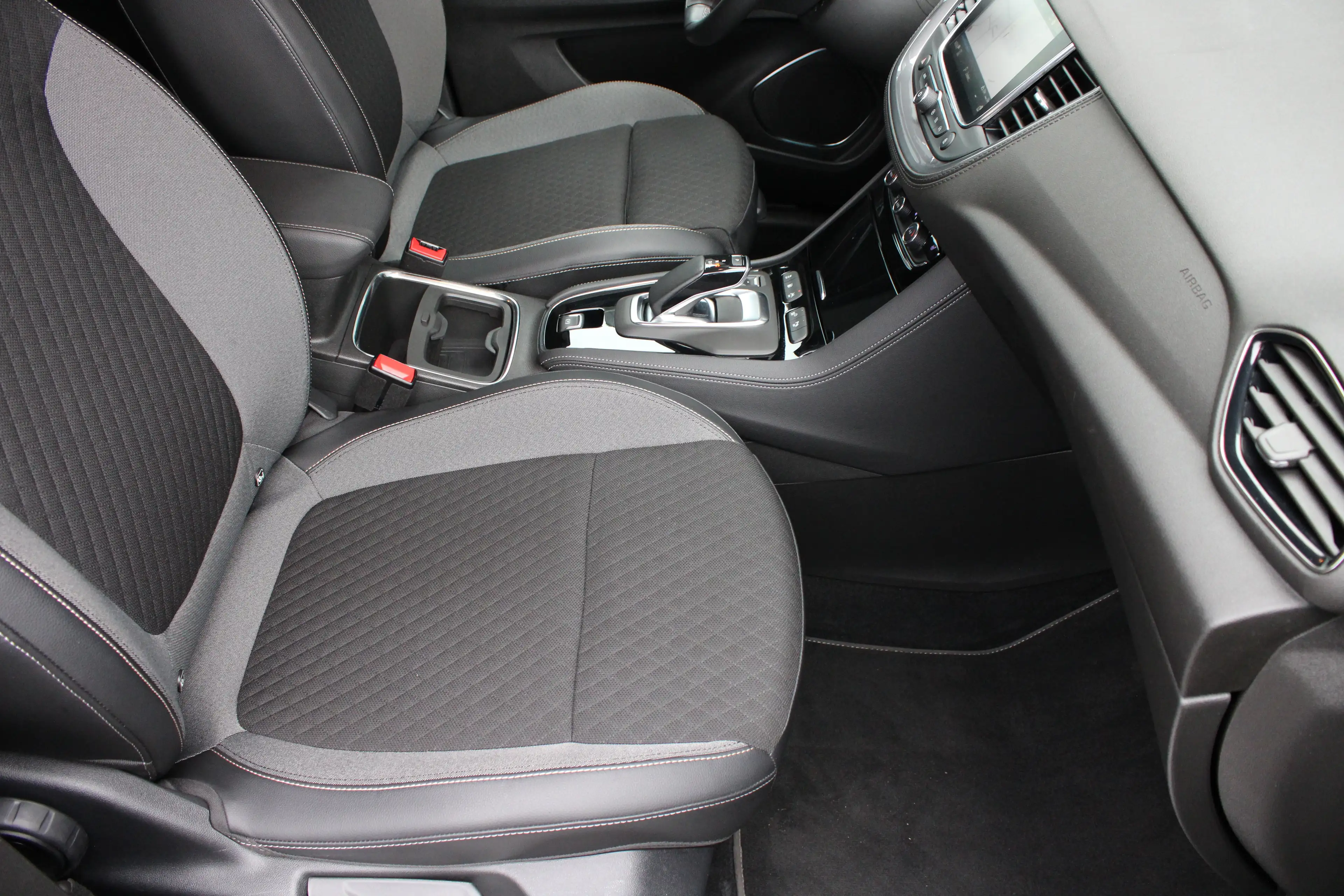 Opel Grandland X 1.6 Turbo Hybrid Business Edition | Automaat | Nav — photo 5