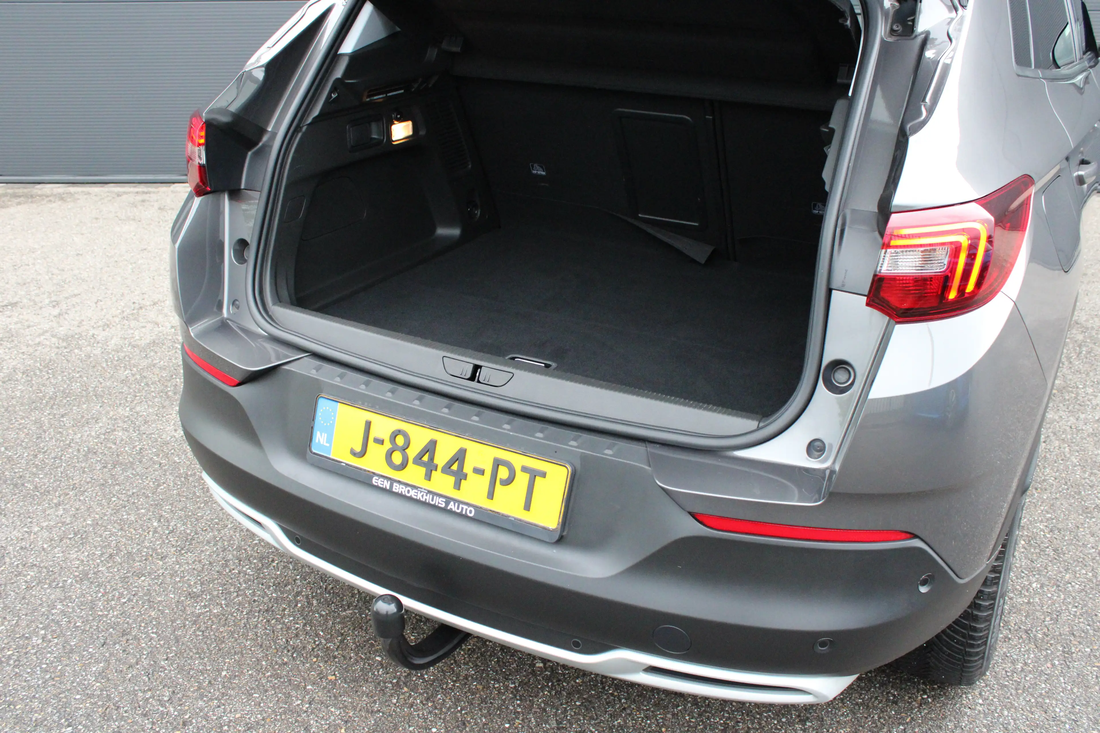 Opel Grandland X 1.6 Turbo Hybrid Business Edition | Automaat | Nav — photo 12