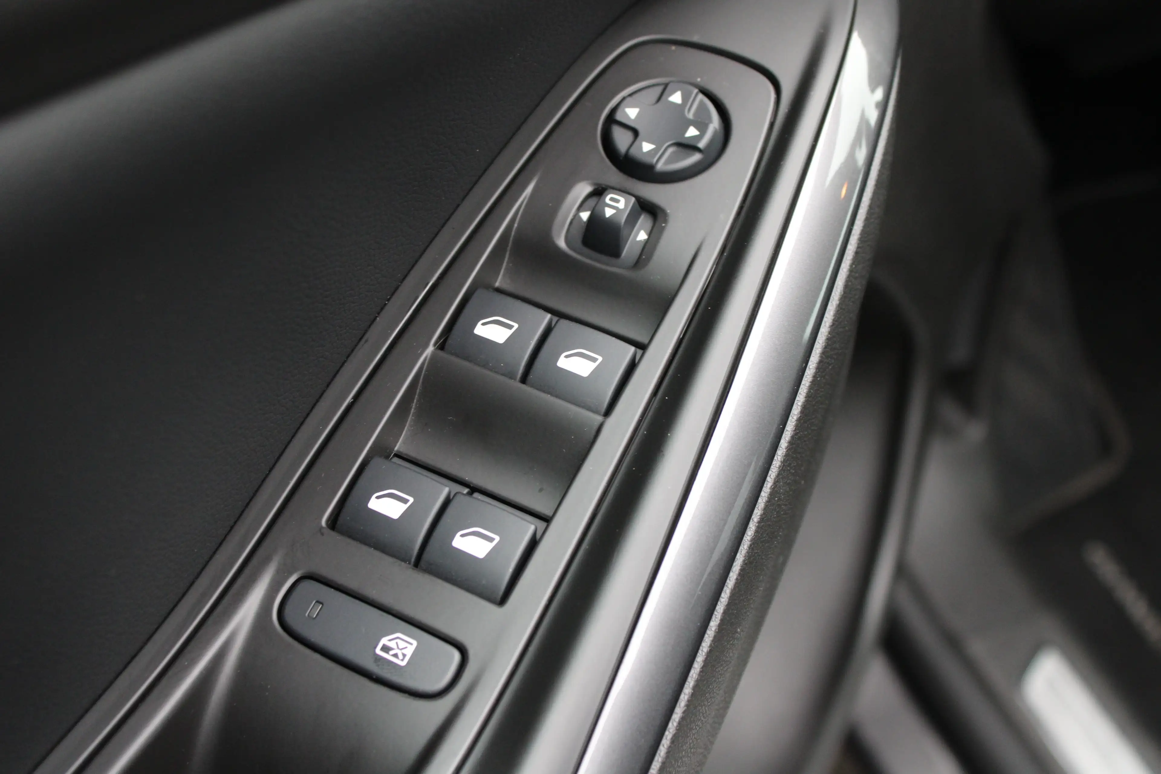 Opel Grandland X 1.6 Turbo Hybrid Business Edition | Automaat | Nav — photo 17