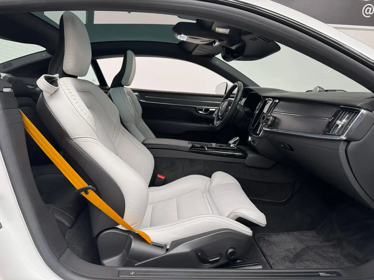 Polestar 1 2.0 Turbo PHEV 608PK 1000NM Matt White Snow, миниатюра 5