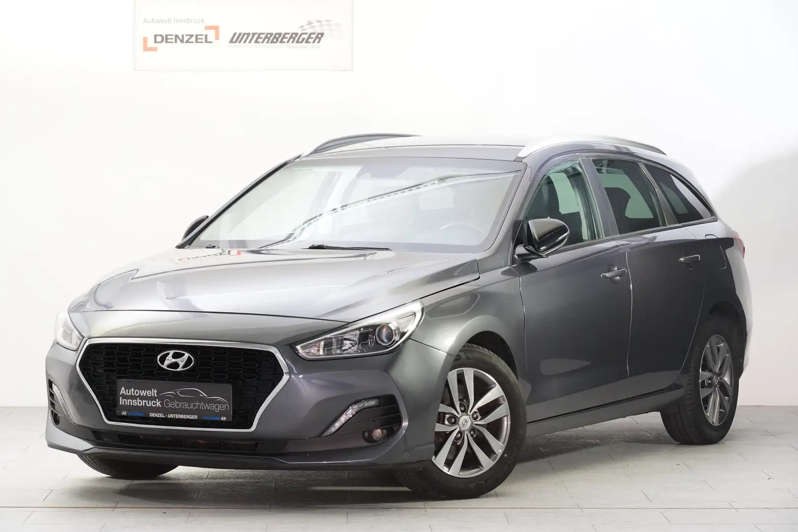 Hyundai i30 Kombi 1,0 T-GDI Level 3 Plus Grau - 2