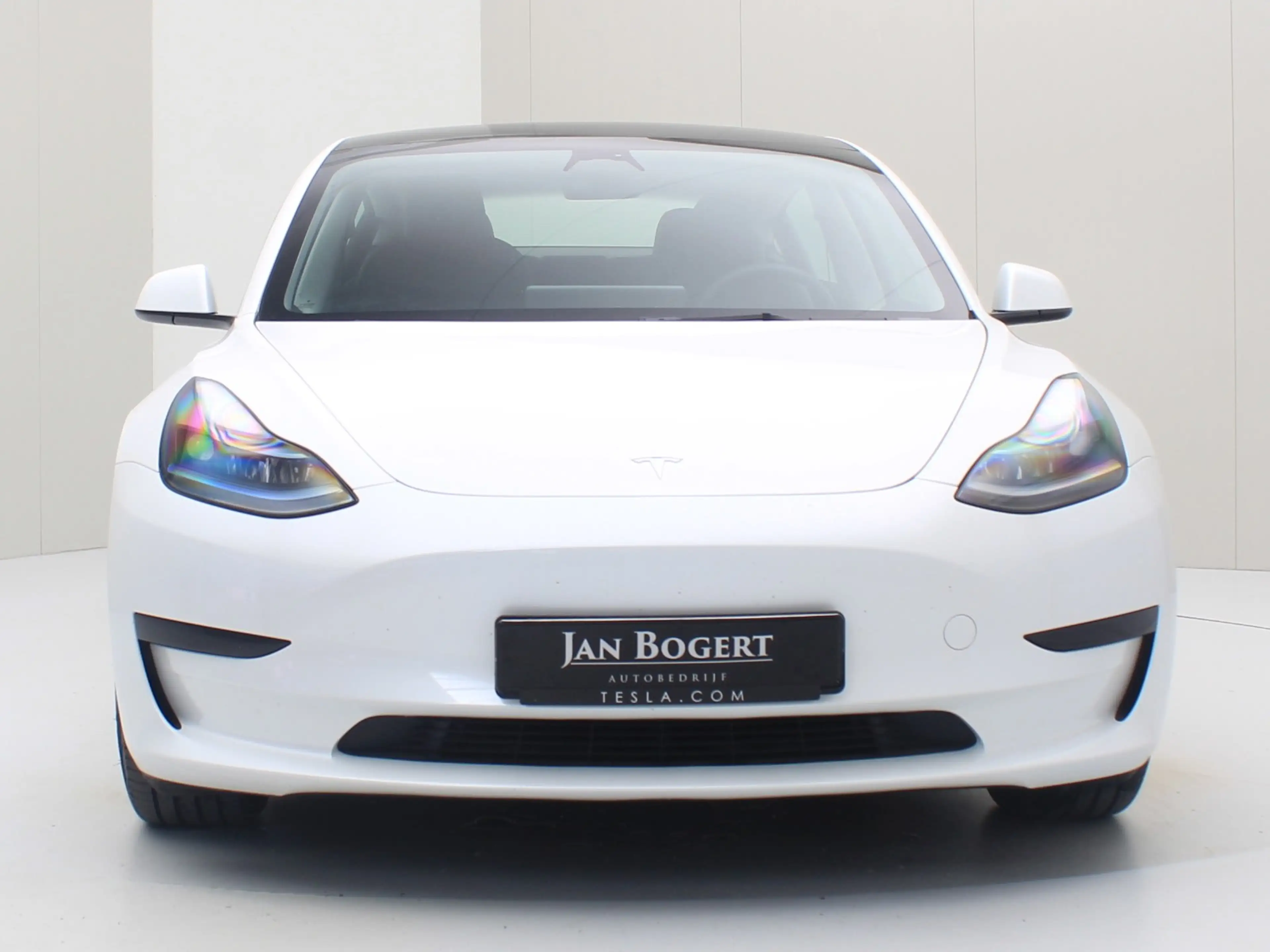 Tesla Model 3 Standard RWD Plus UPGRADE 95.1% SoH [ AMD RYZEN+LF — photo 5