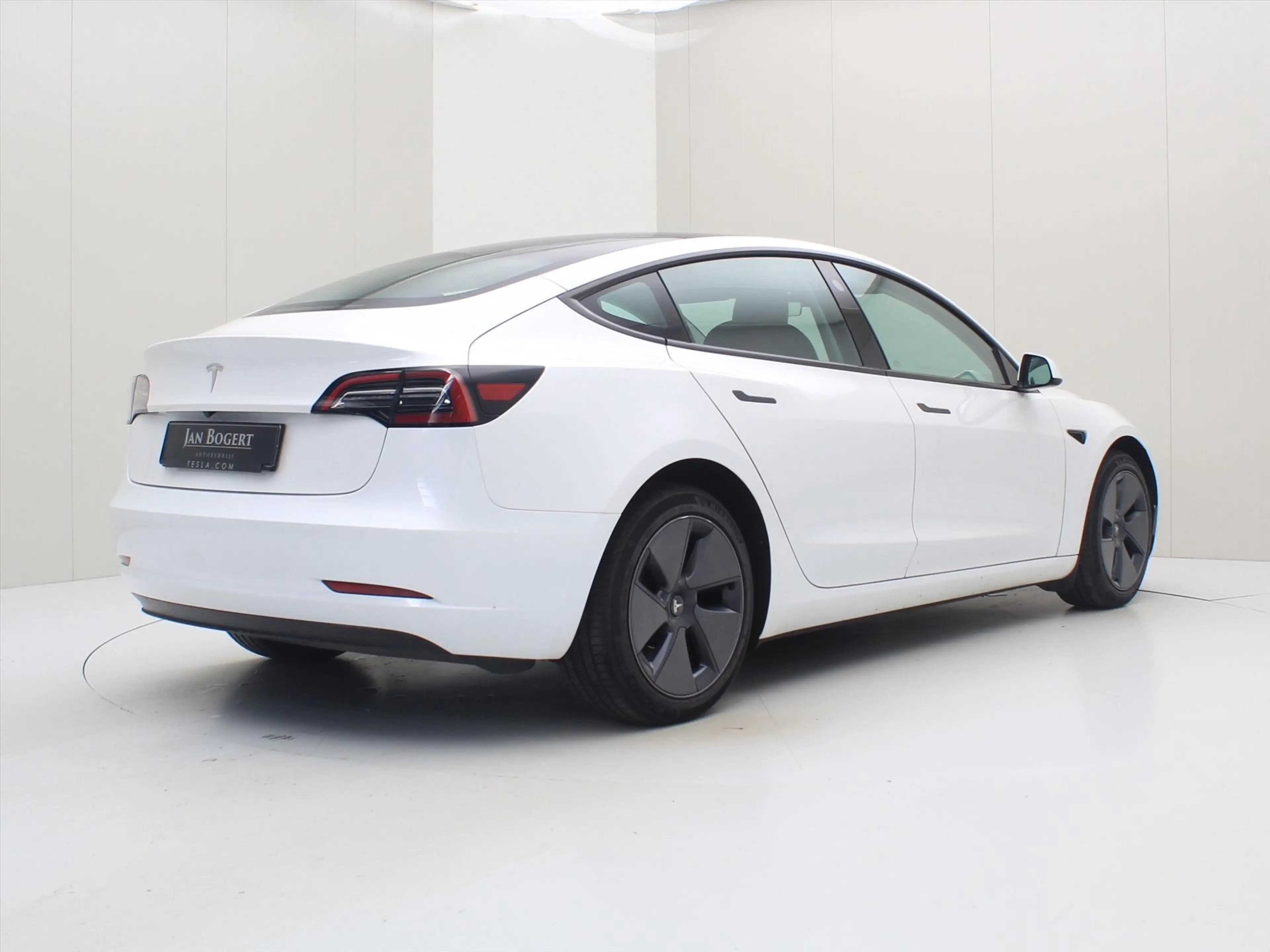 Tesla Model 3 Standard RWD Plus UPGRADE 95.1% SoH [ AMD RYZEN+LF — photo 2