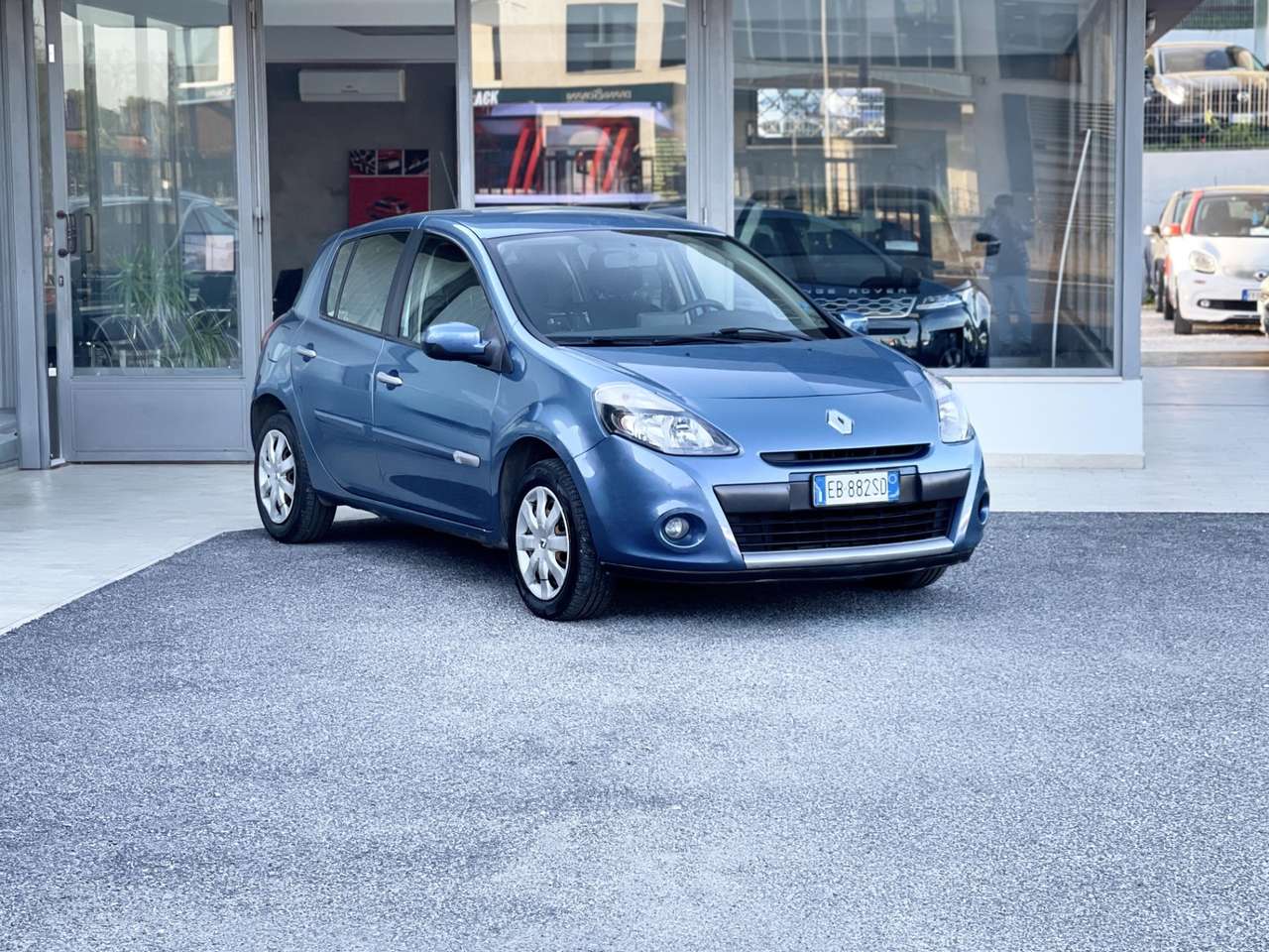 Renault Clio 1.2 Benzina 75CV E4 Neo - 2010