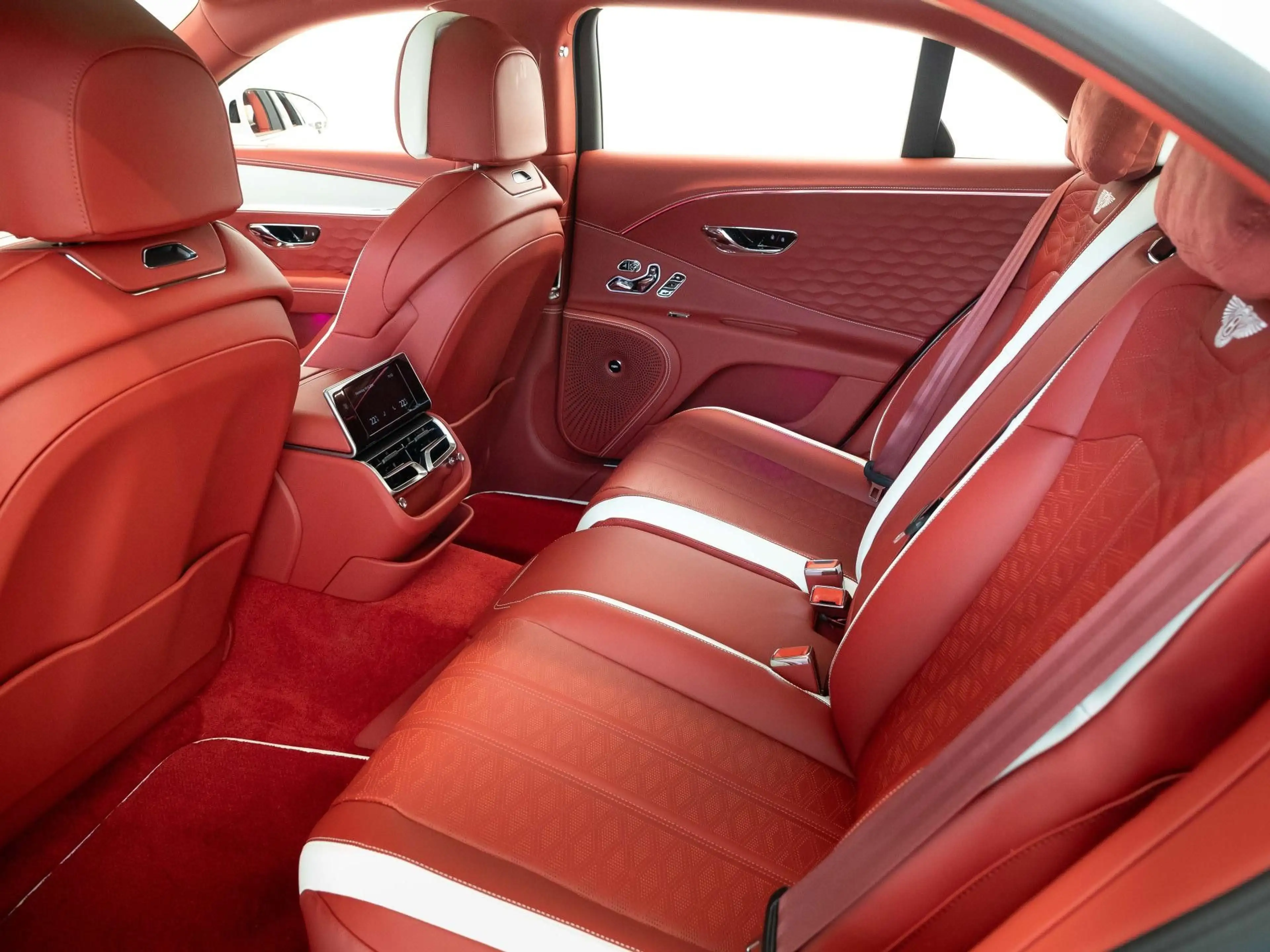 Bentley Flying Spur Speed First Edition WHITE & RED — photo 9