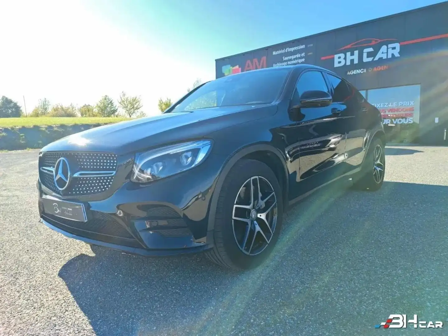 Mercedes-Benz GLC 220 Classe COUPE 2.2 220 D 170 AMG LINE 4MATIC 9G-TRONIC BVA Schwarz - 1