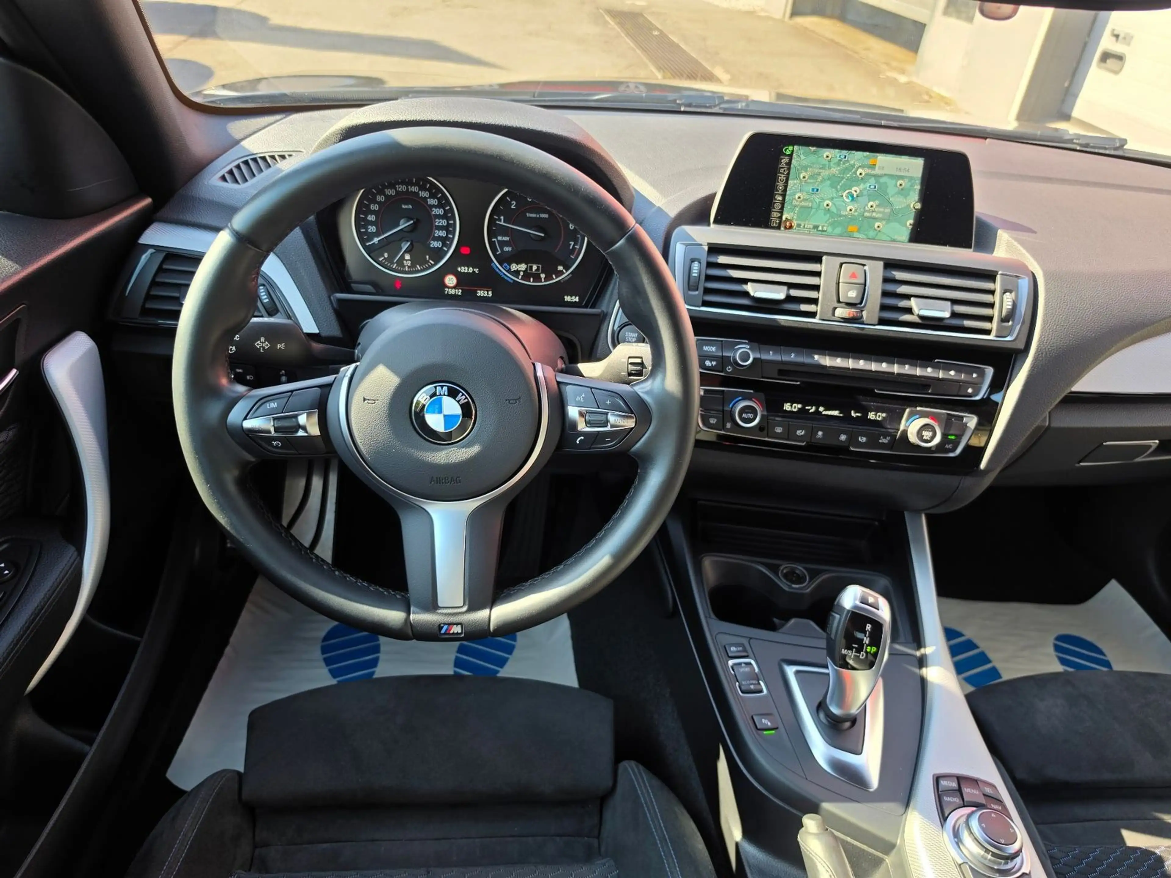 BMW 125 i M Sport-Paket|Aut.|Alcantara|Navi|PDC|SHZ — photo 4